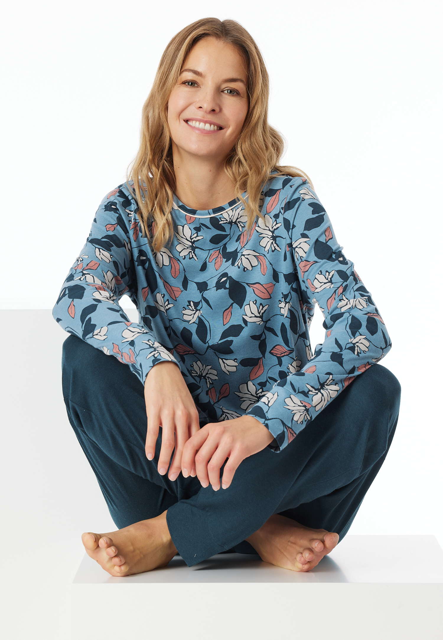 Schlafanzug lang Bündchen Blumen multicolor - Comfort Nightwear 40 von Schiesser