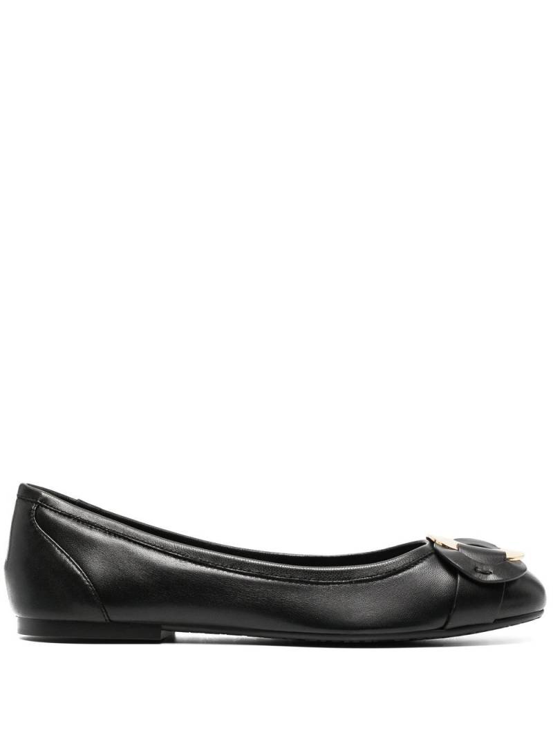 See by Chloé round-shape plaque ballerinas - Black von See by Chloé