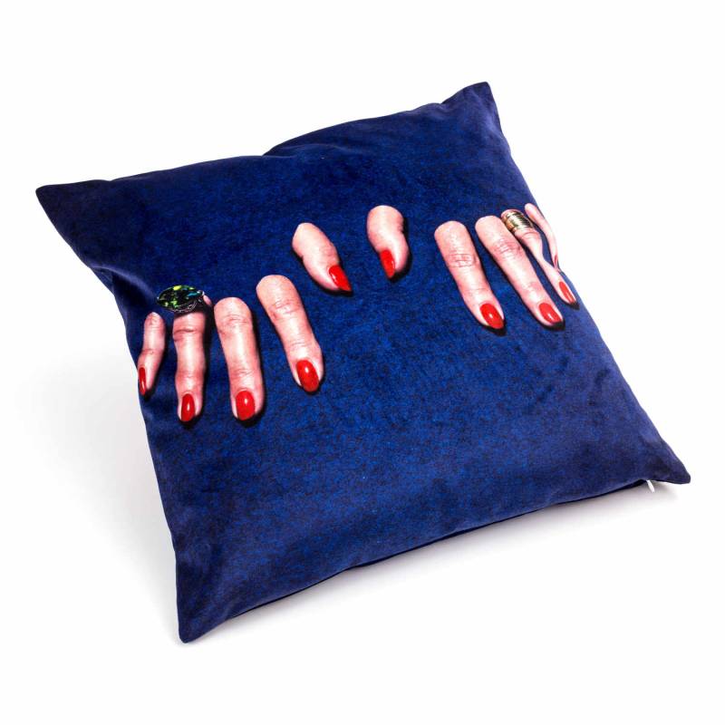 Pillow - Toiletpaper Dekokissen , Motiv finger von Seletti