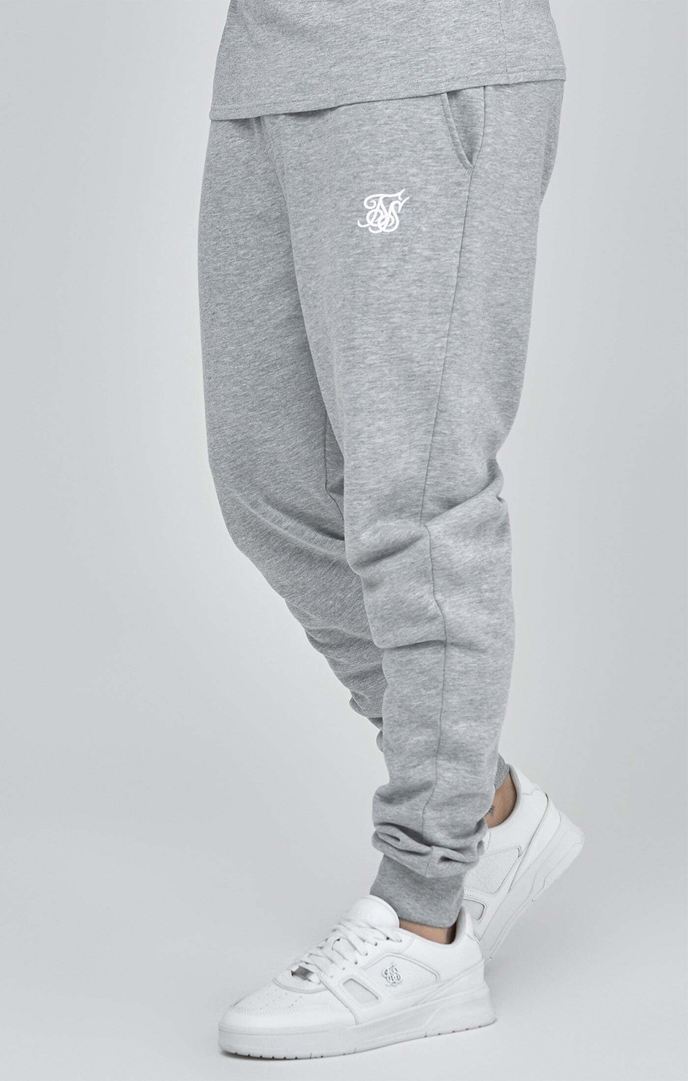 Siksilk Jogginghose »Siksilk Jogginghosen Essentials Joggers« Siksilk Jogginghose »Siksilk Jogginghosen Essentials Joggers« von SikSilk
