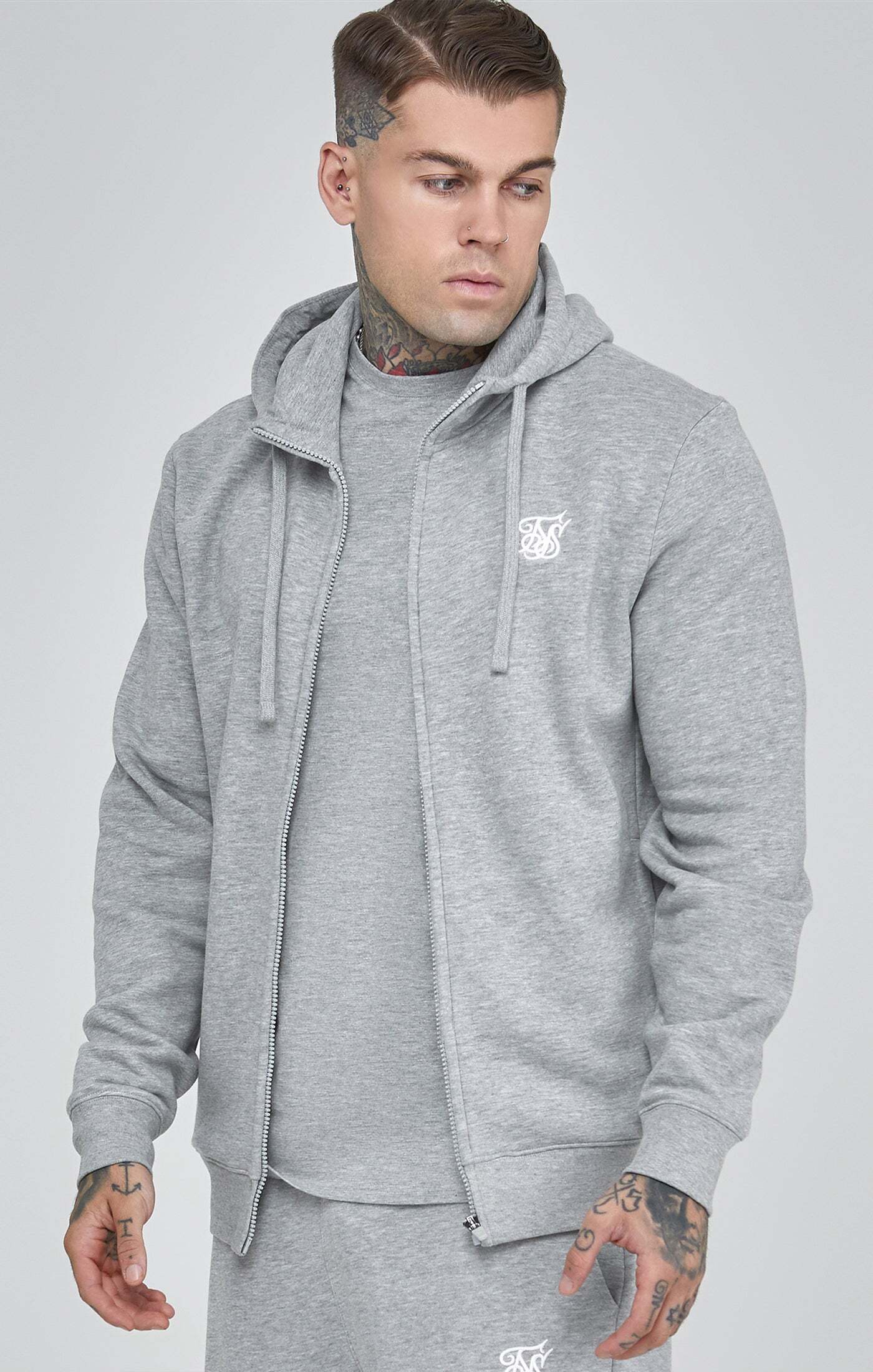 Siksilk Kapuzenpullover »Siksilk Sweatjacken Essentials Full Zip Hoodie« von SikSilk