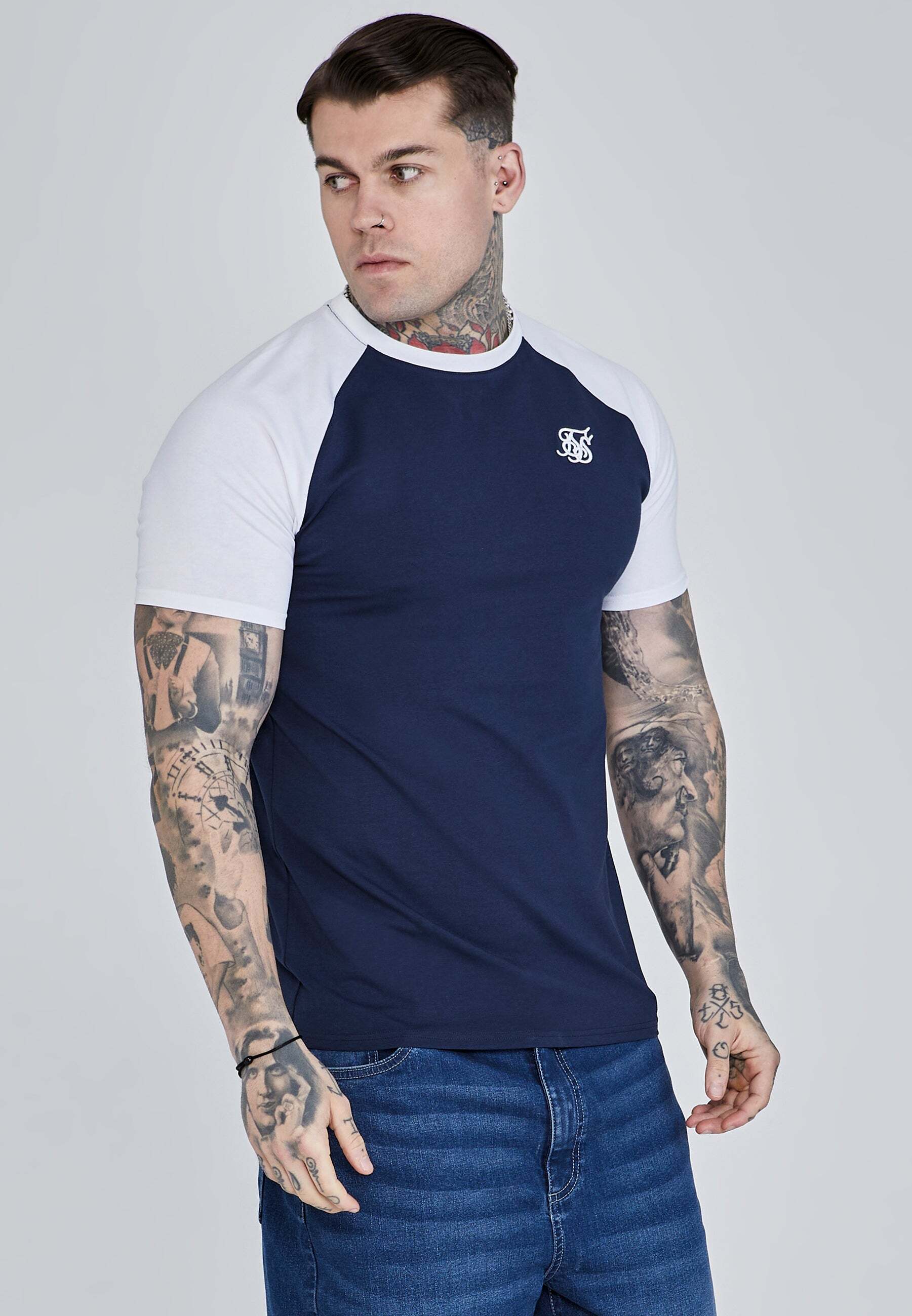 Siksilk T-Shirt »Siksilk T-Shirt Raglan T-Shirt« von SikSilk