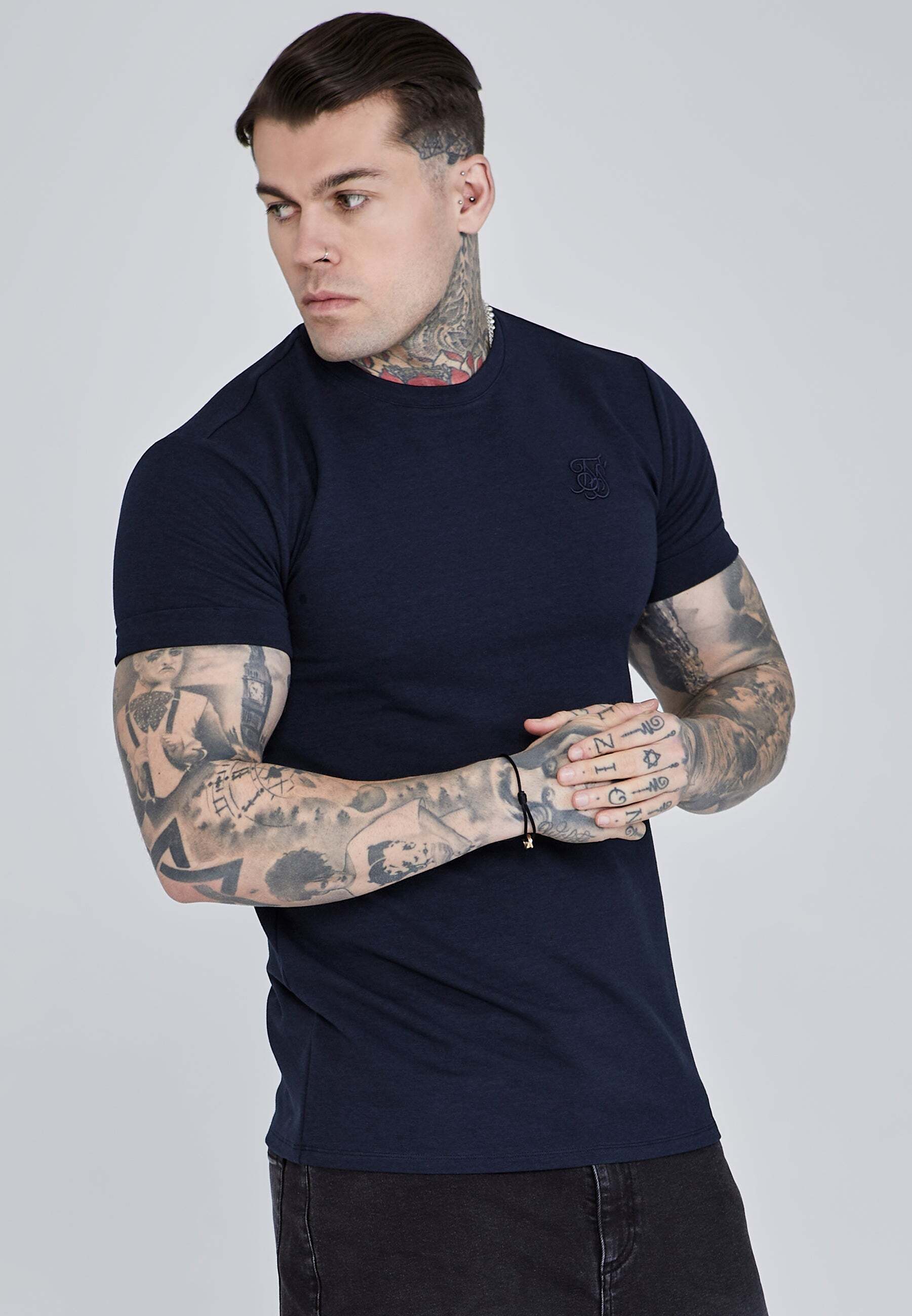 Siksilk T-Shirt »Siksilk T-Shirt Roll Sleeve T-Shirt« von SikSilk