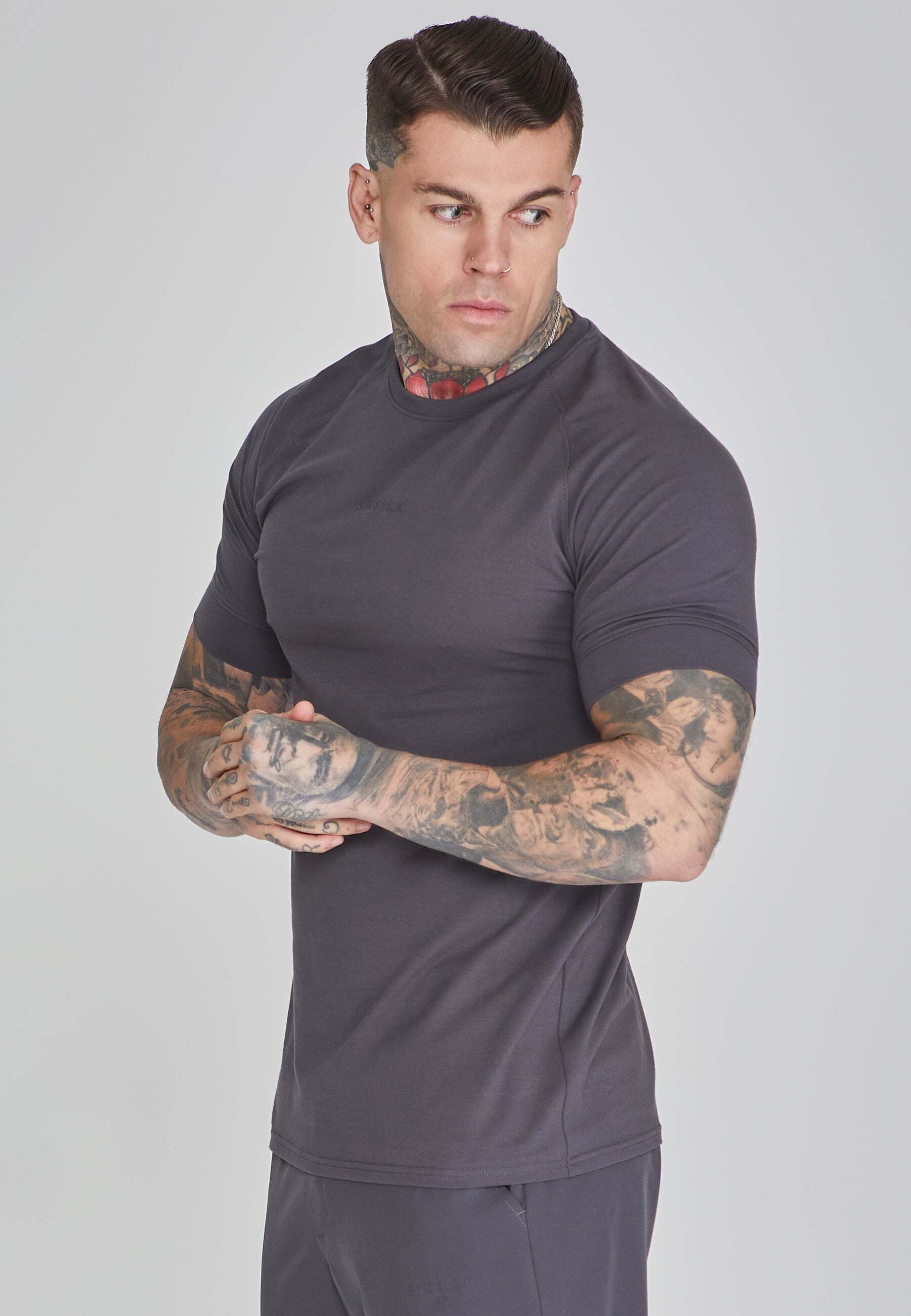 Siksilk T-Shirt »Siksilk T-Shirt Smart T-Shirt in Dark Grey« von SikSilk