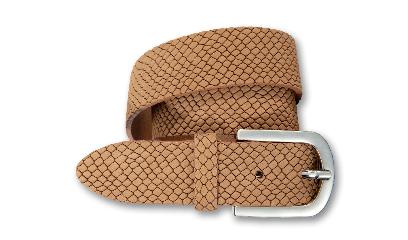 Silberfarbengift Ledergürtel, aus edlem Nubuk im Reptilien-Look Silberfarbengift Ledergürtel, aus edlem Nubuk im Reptilien-Look von Silbergift