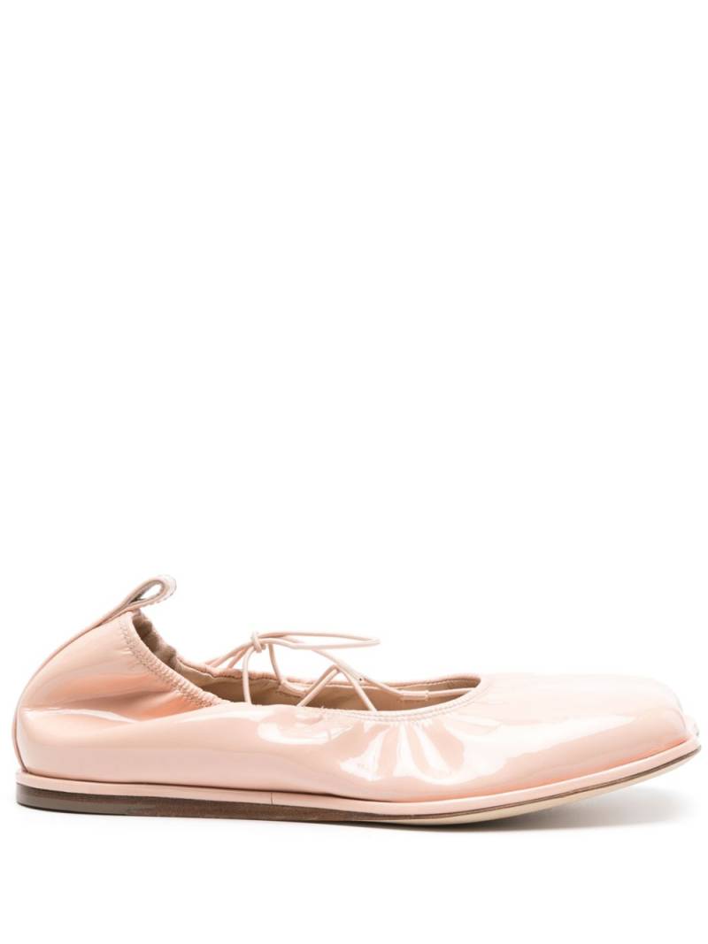 Simone Rocha heart-toe patent leather ballerina shoes - Pink von Simone Rocha