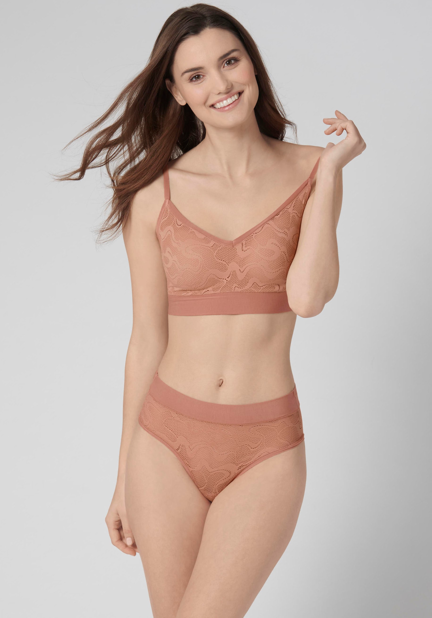 Sloggi Bralette-BH »GO ALLROUND LACE«, rundherum aus feiner Spitze, Basic Dessous von Sloggi