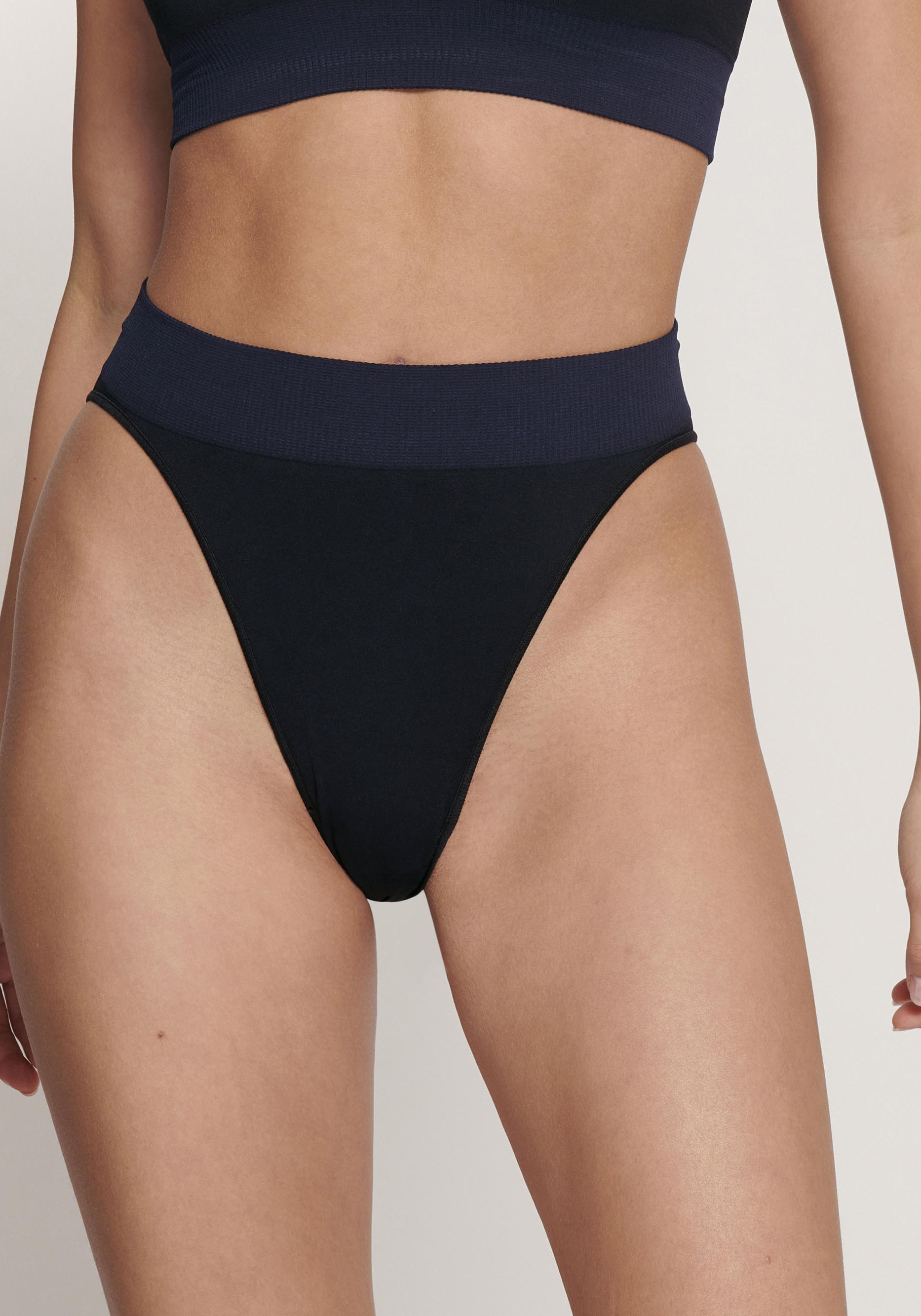 sloggi Slip »EVER Infused Aloe High leg«, pflegend sloggi Slip »EVER Infused Aloe High leg«, pflegend von Sloggi