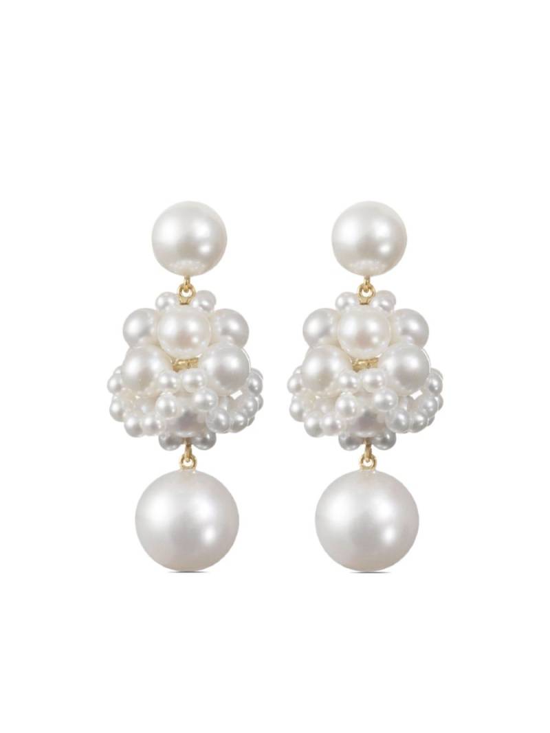 Sophie Bille Brahe 14kt recycled yellow gold Dora freshwater pearl earrings von Sophie Bille Brahe