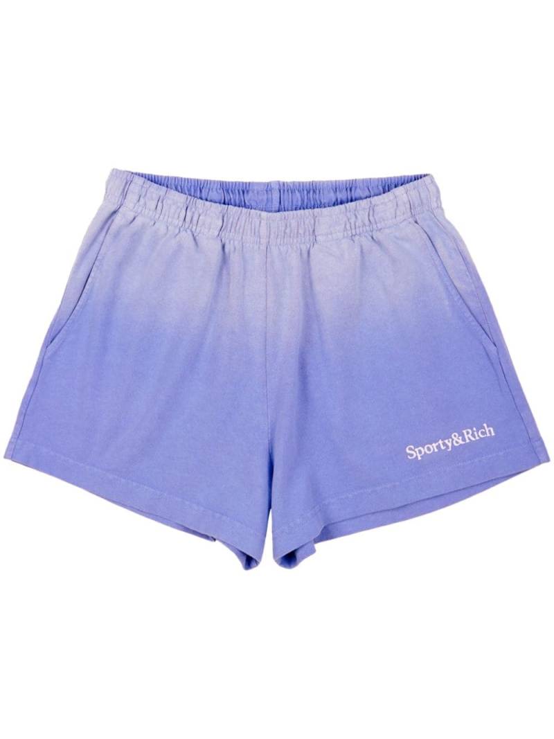 Sporty & Rich Serif Logo Disco Shorts - Dip Dye - Blue von Sporty & Rich