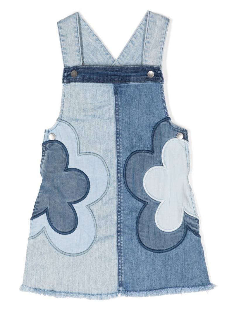 Stella McCartney Kids denim patchwork dungaree dress - Blue von Stella McCartney Kids