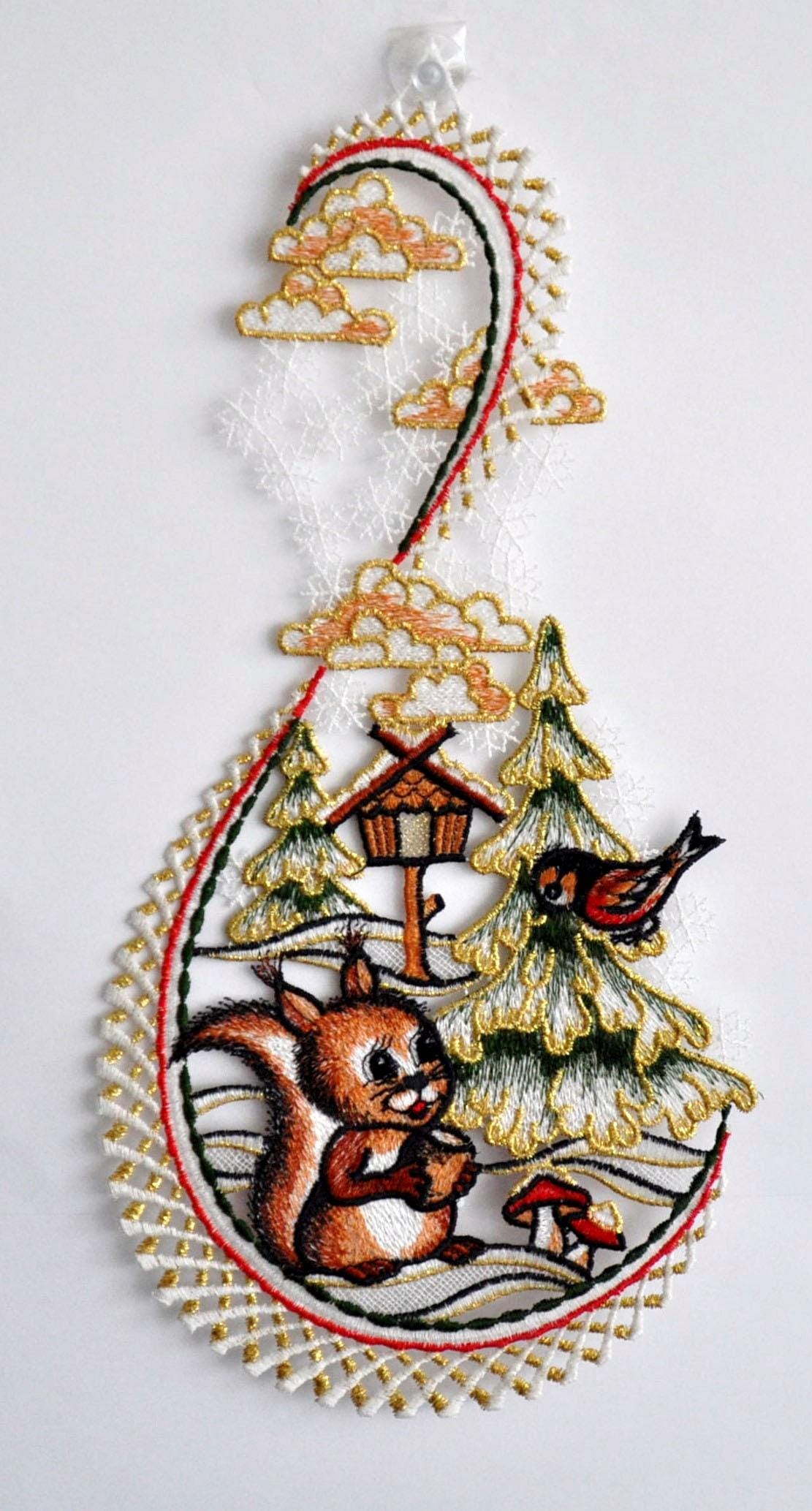 Stickereien Plauen Fensterbild »Hase im Wald« Stickereien Plauen Fensterbild »Hase im Wald« von Stickereien Plauen