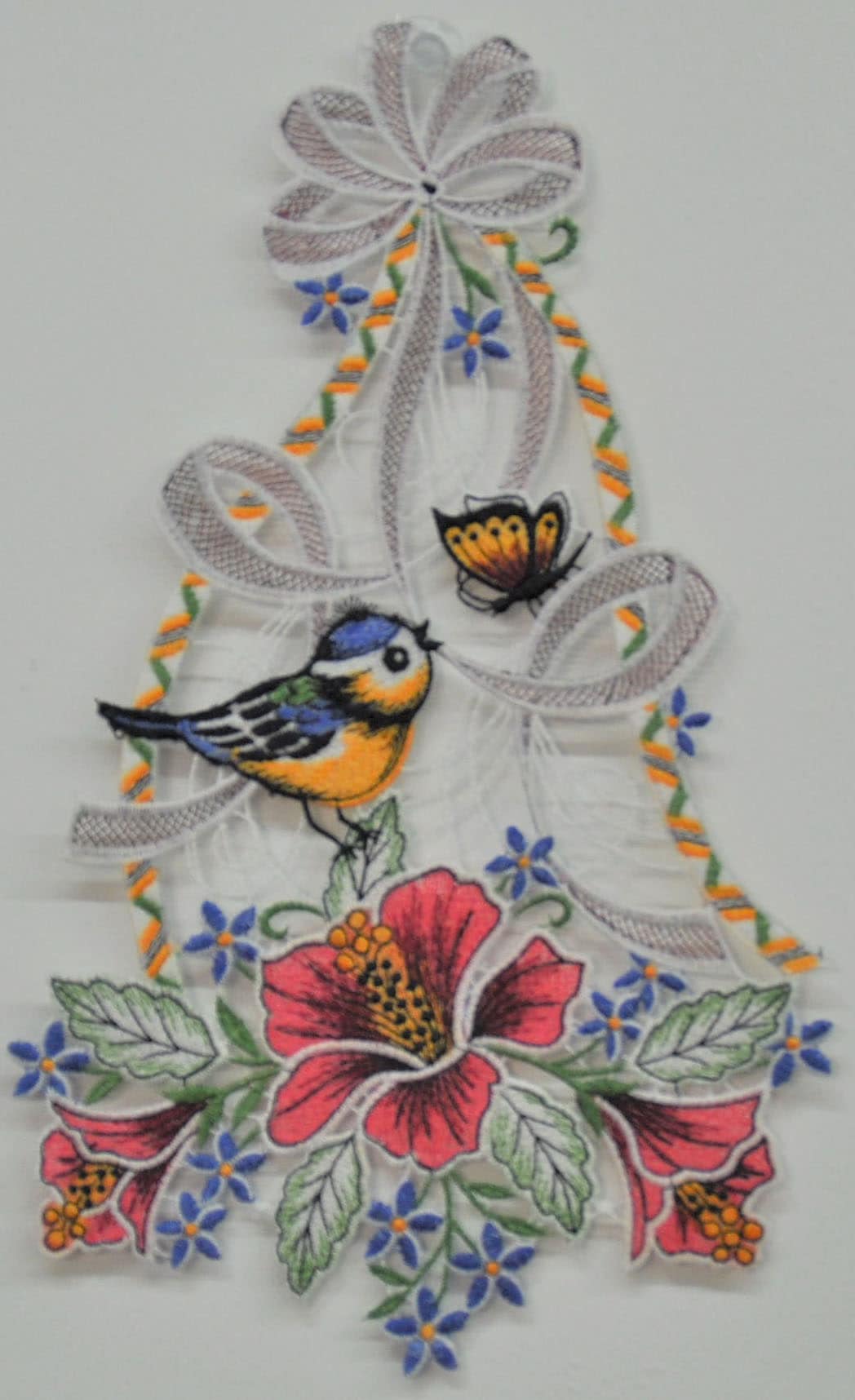 Stickereien Plauen Fensterbild »Vogel mit Hibiskus« Stickereien Plauen Fensterbild »Vogel mit Hibiskus« von Stickereien Plauen