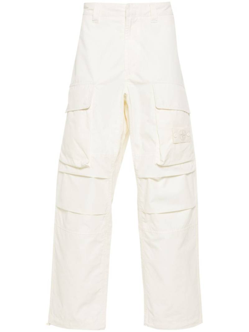 Stone Island Ghost cargo trousers - White von Stone Island