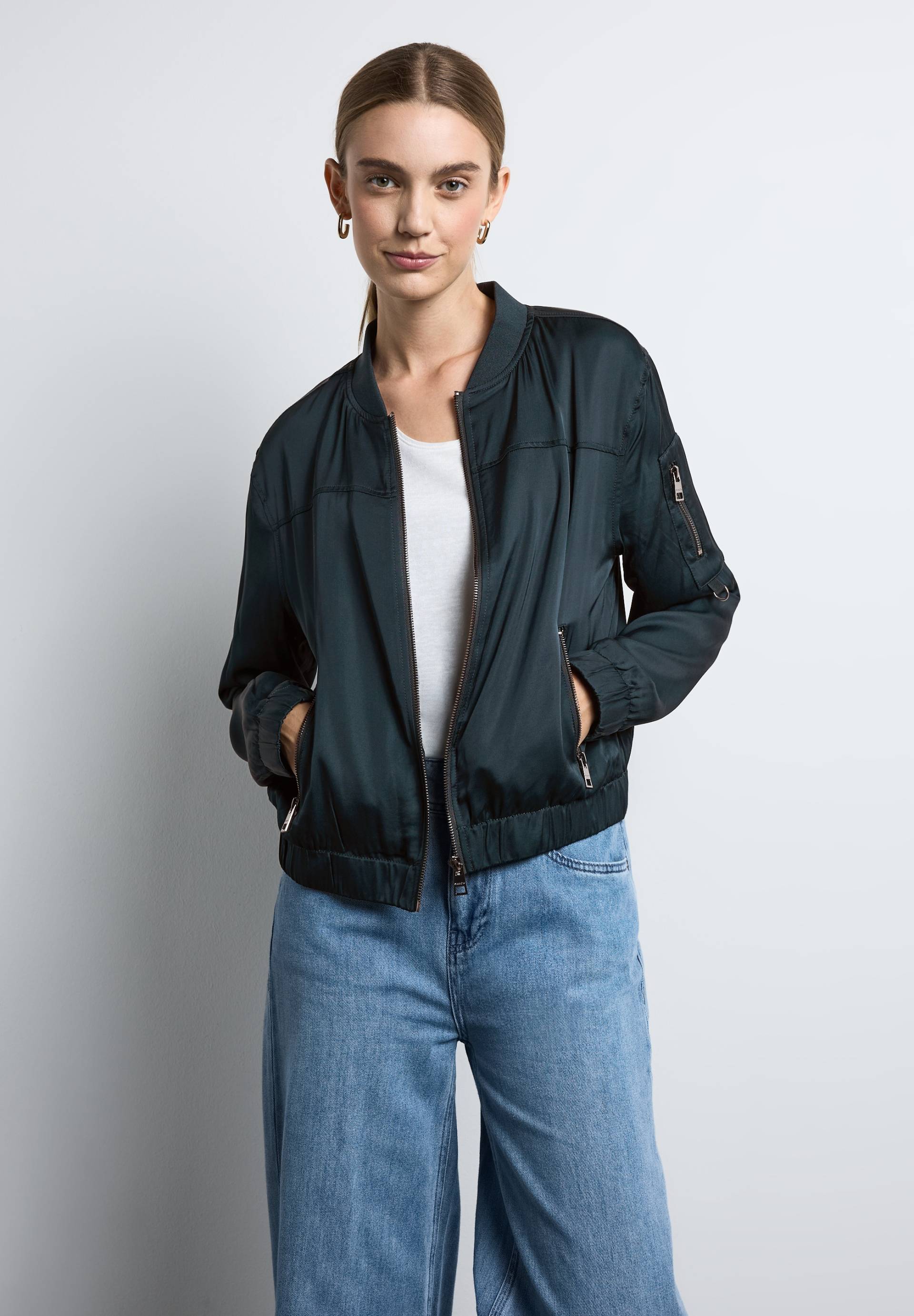 STREET ONE Blouson, ohne Kapuze, mit Taschen STREET ONE Blouson, ohne Kapuze, mit Taschen von Street One