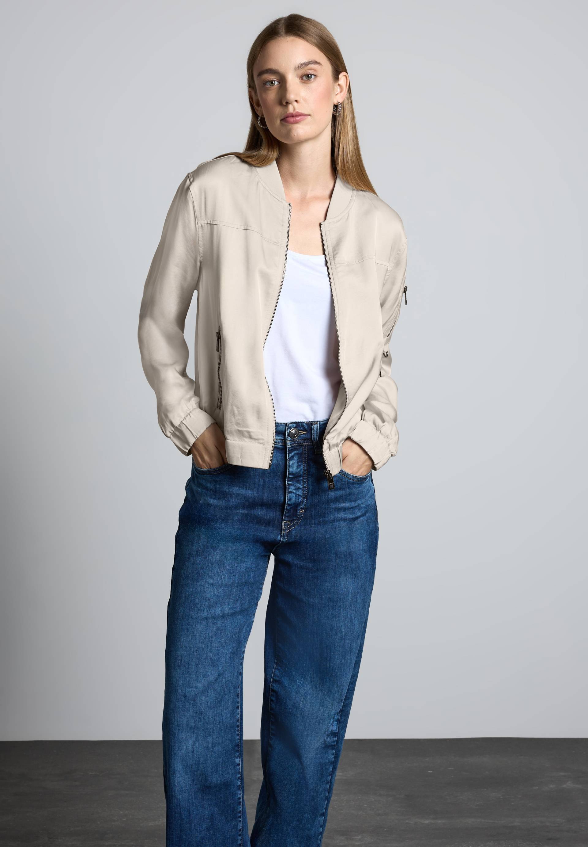 STREET ONE Blouson, ohne Kapuze, mit Taschen STREET ONE Blouson, ohne Kapuze, mit Taschen von Street One