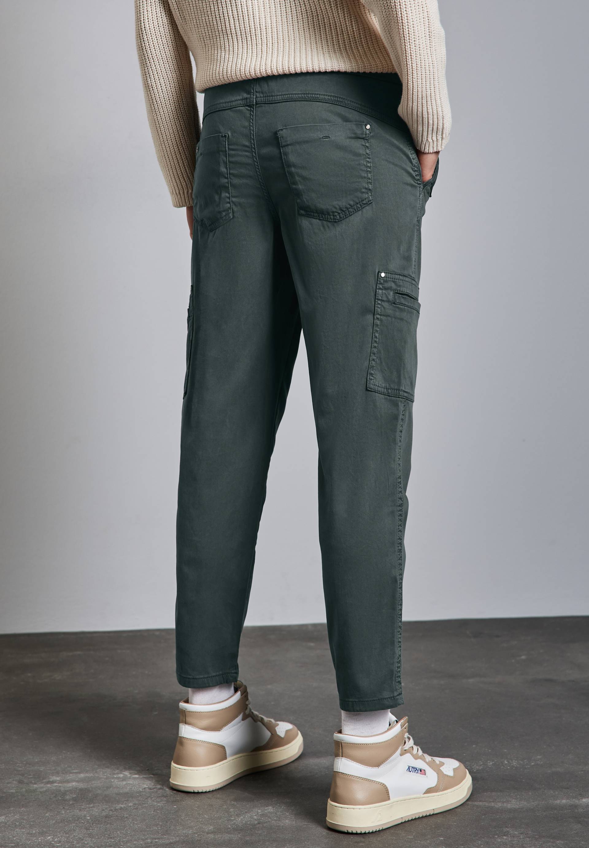 STREET ONE Cargohose »BONNY«, mit Taschen STREET ONE Cargohose »BONNY«, mit Taschen von Street One