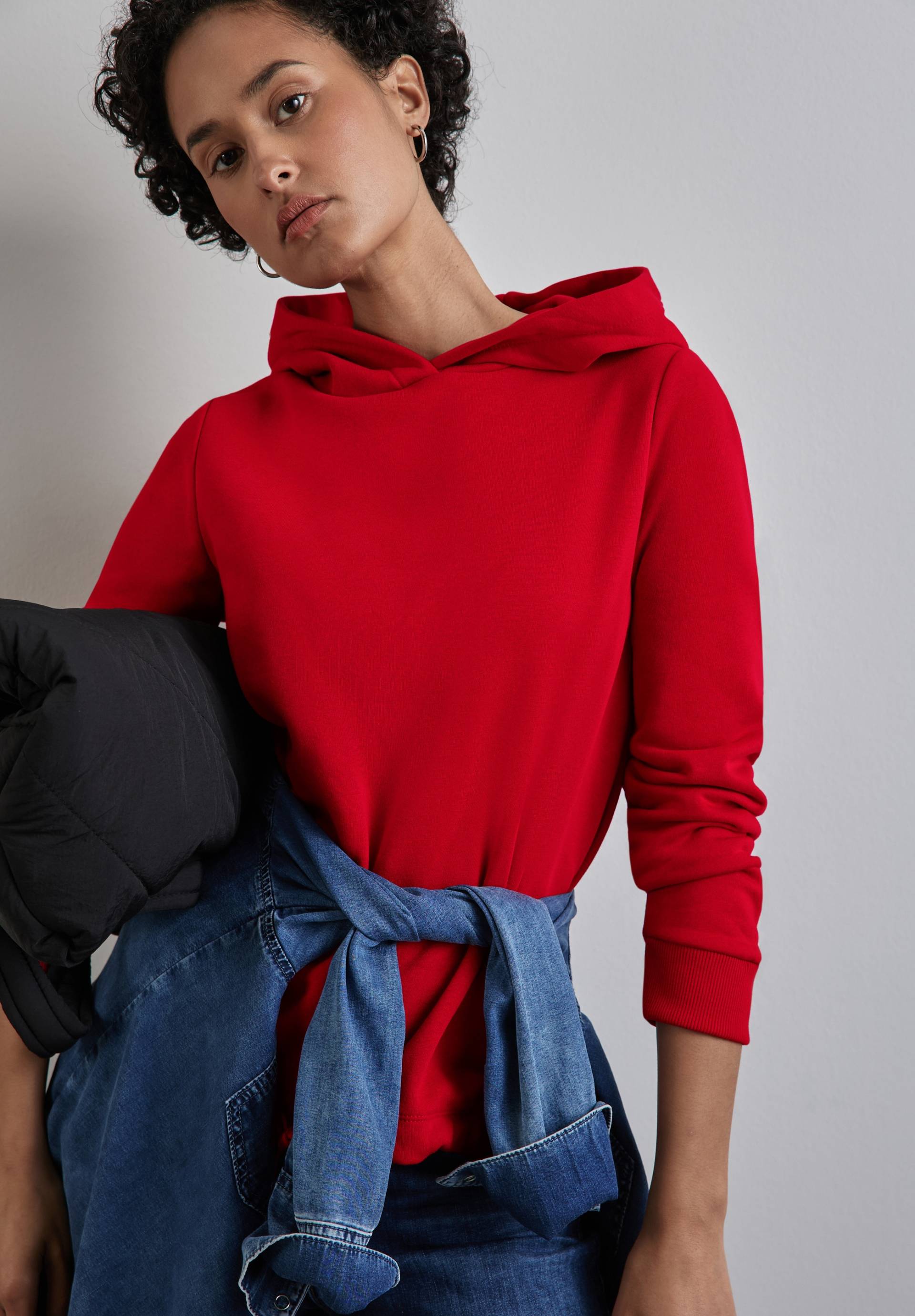 STREET ONE Kapuzensweatshirt, mit Tunnelzug am Saum STREET ONE Kapuzensweatshirt, mit Tunnelzug am Saum von Street One