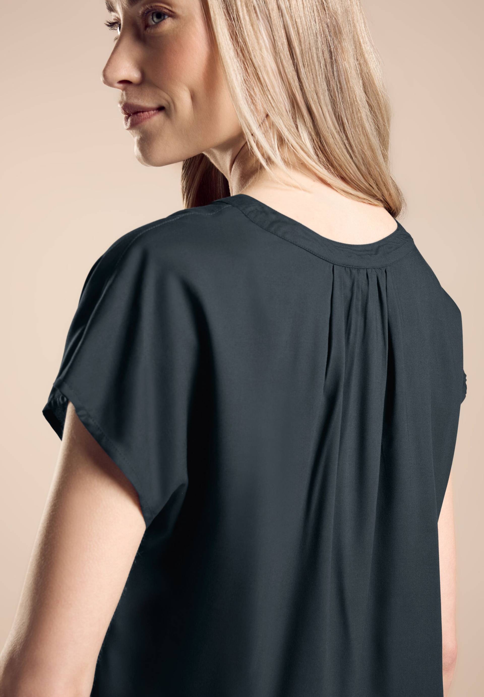 STREET ONE Kurzarmbluse, Blusenshirt aus reiner Viskose STREET ONE Kurzarmbluse, Blusenshirt aus reiner Viskose von Street One
