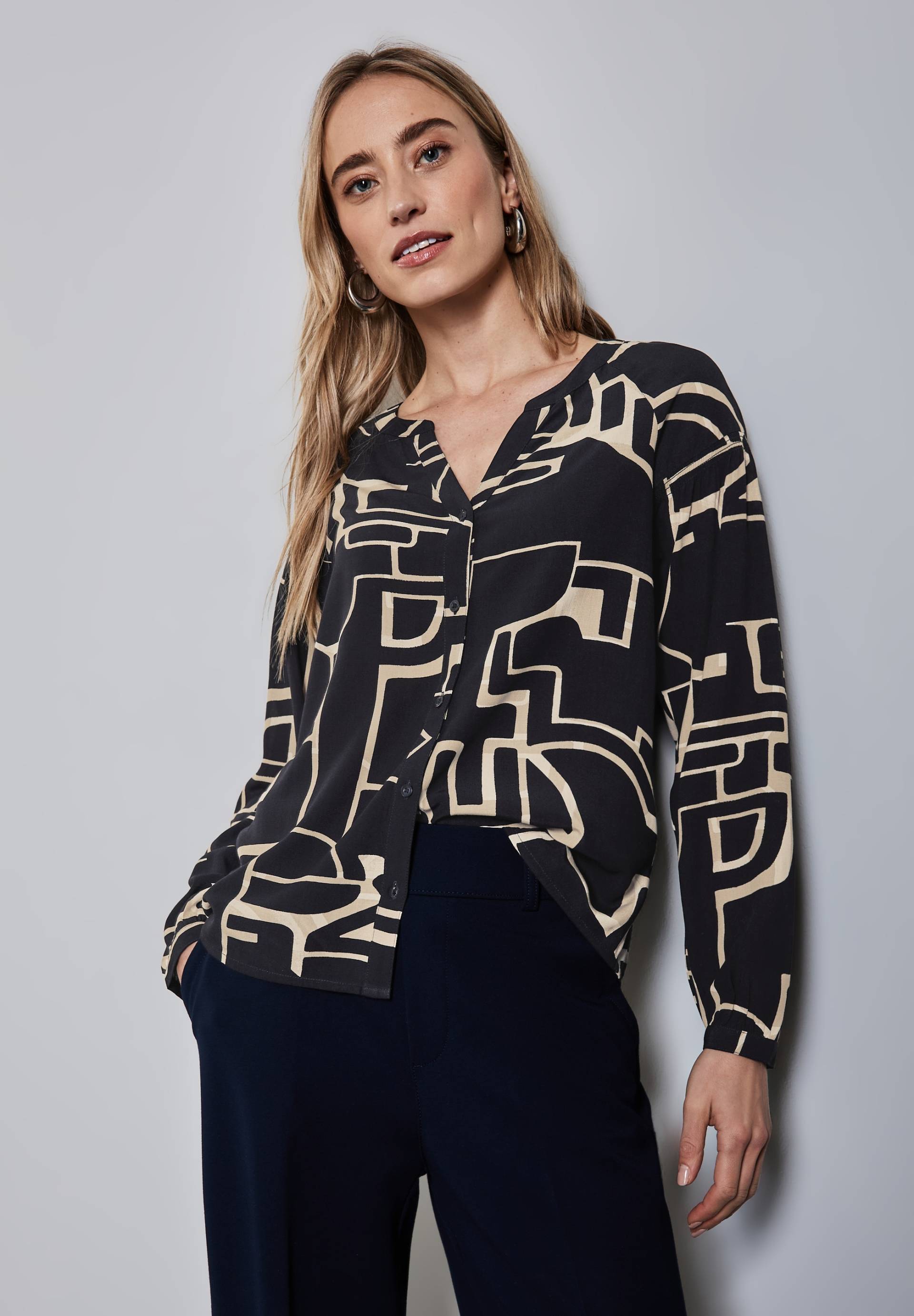 STREET ONE Langarmbluse, mit All-Over Print STREET ONE Langarmbluse, mit All-Over Print von Street One