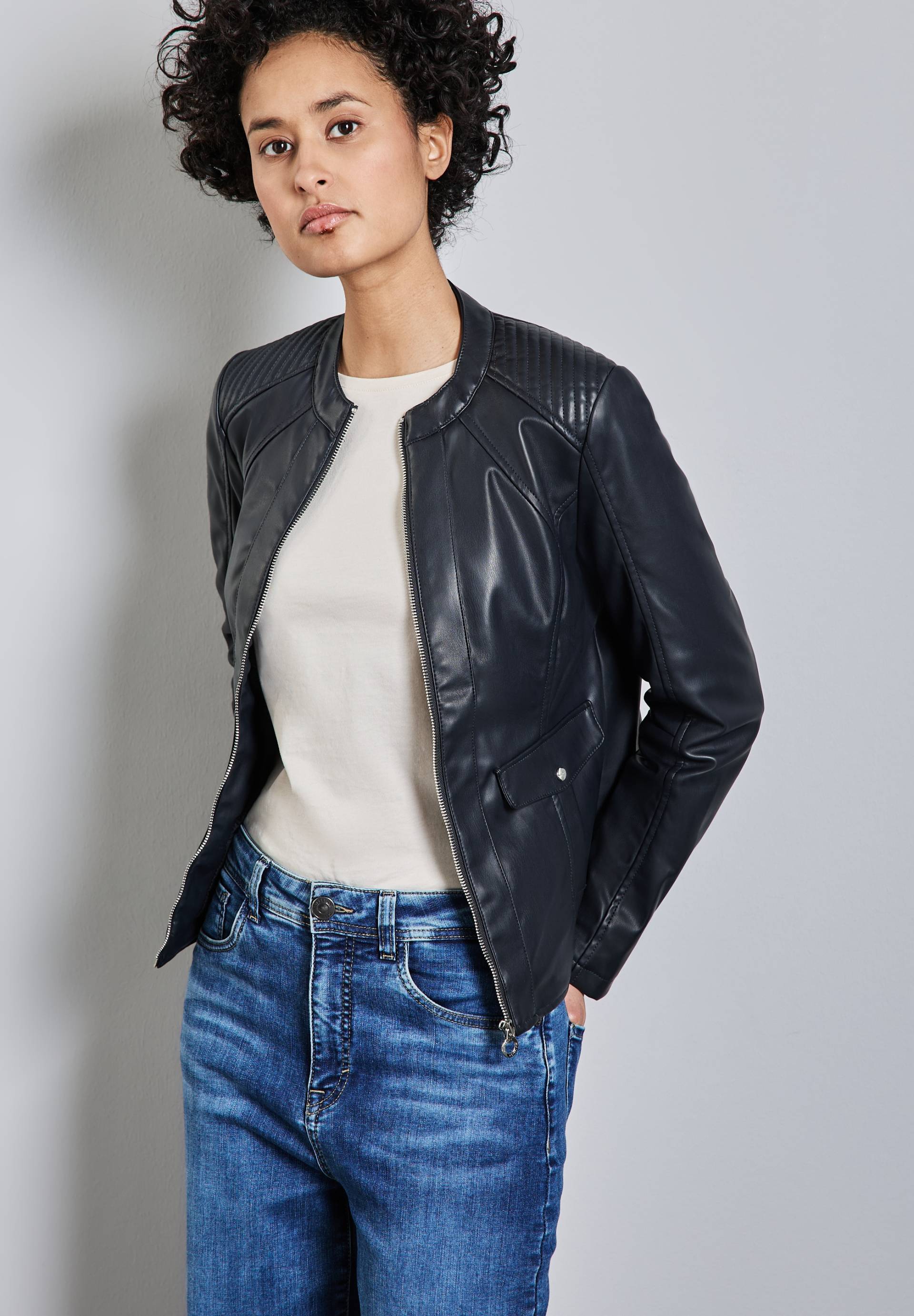 STREET ONE Lederimitatjacke, in Leder-Look STREET ONE Lederimitatjacke, in Leder-Look von Street One