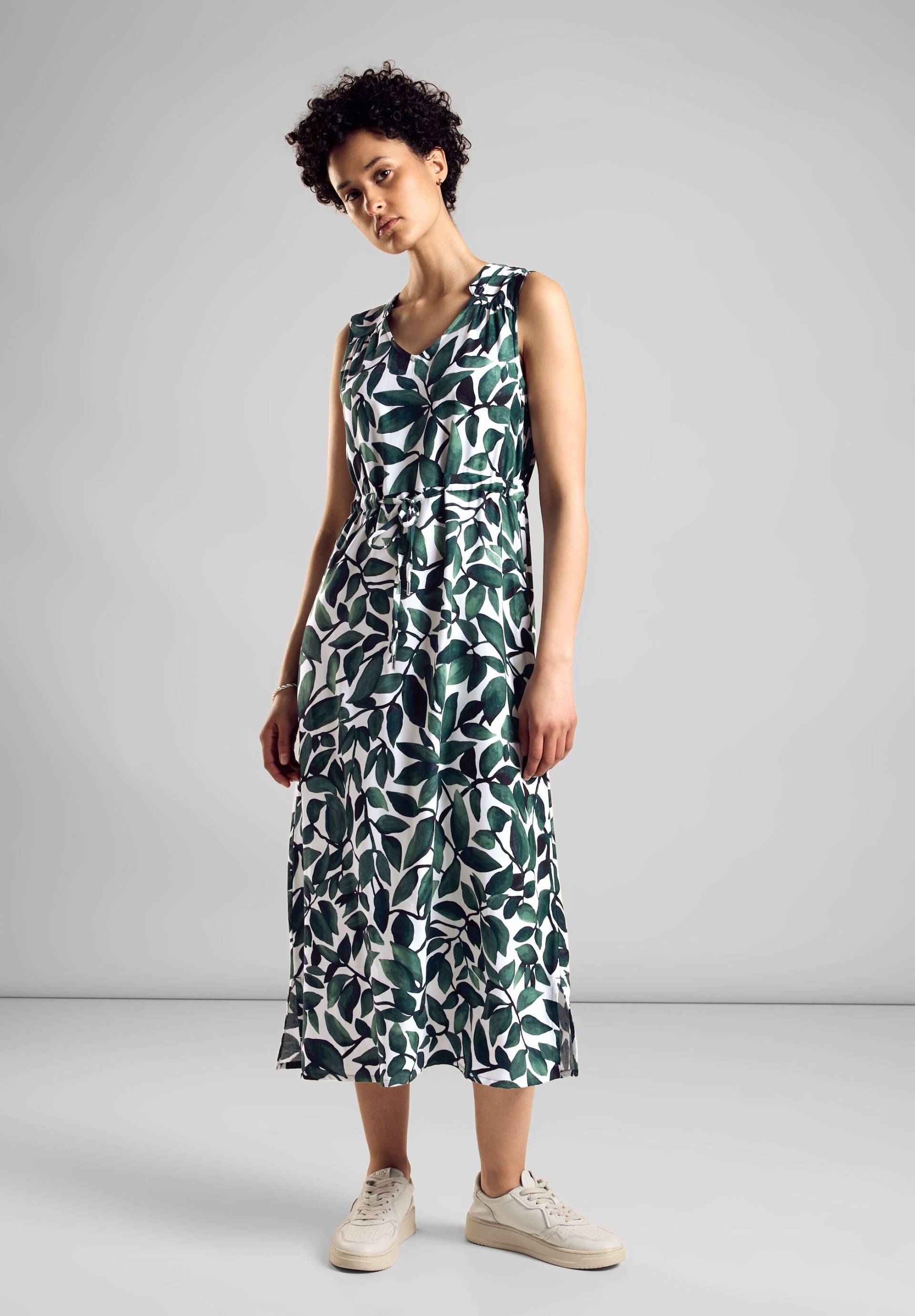 STREET ONE Midikleid, mit Blumen-Print und ärmellos von Street One