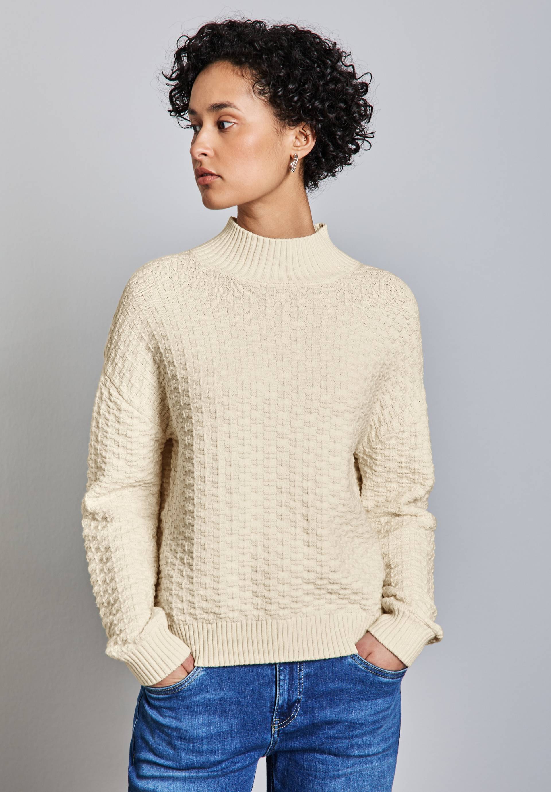 STREET ONE Rollkragenpullover, mit Struktur STREET ONE Rollkragenpullover, mit Struktur von Street One