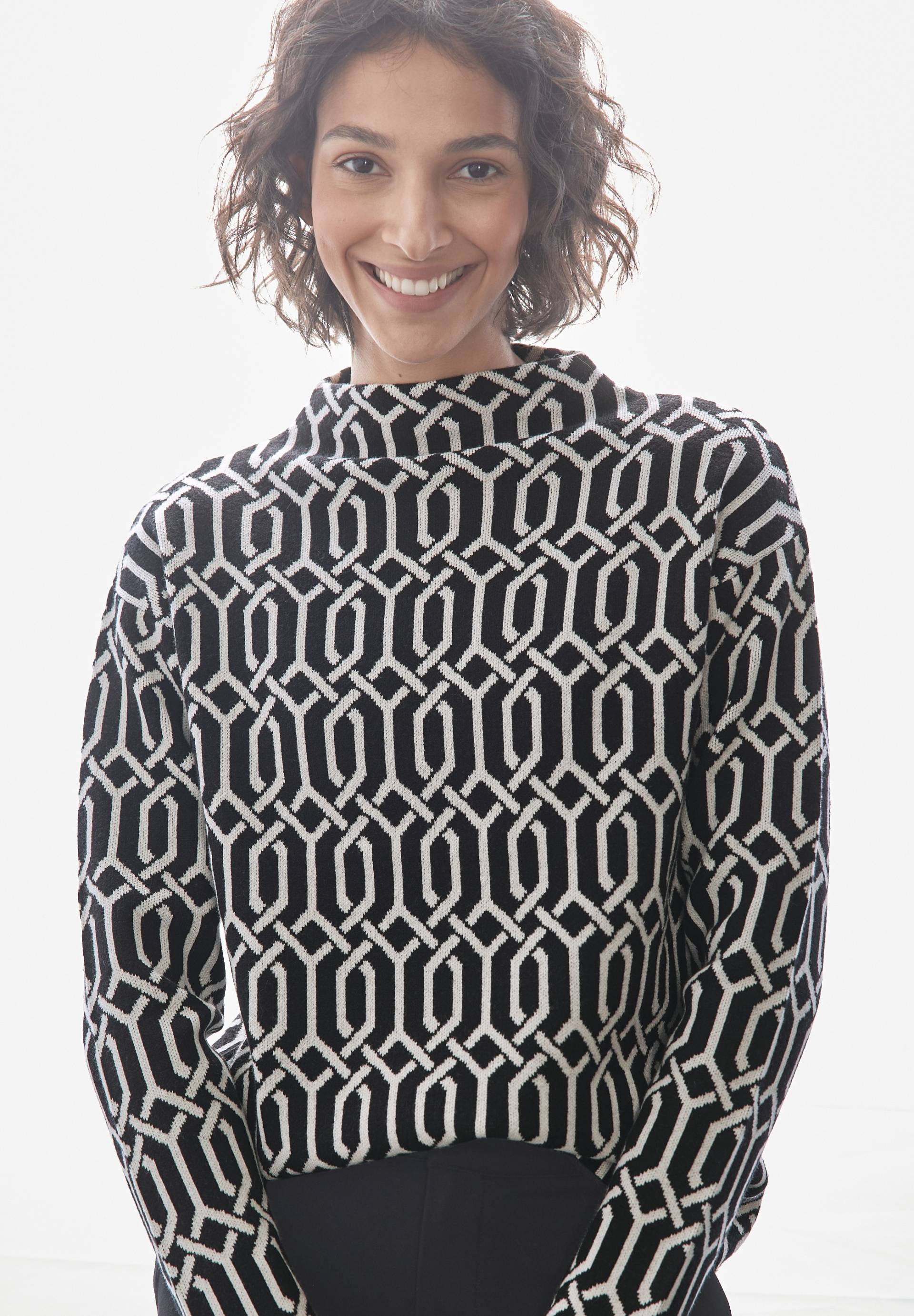 STREET ONE Strickpullover, mit grafischem Muster STREET ONE Strickpullover, mit grafischem Muster von Street One