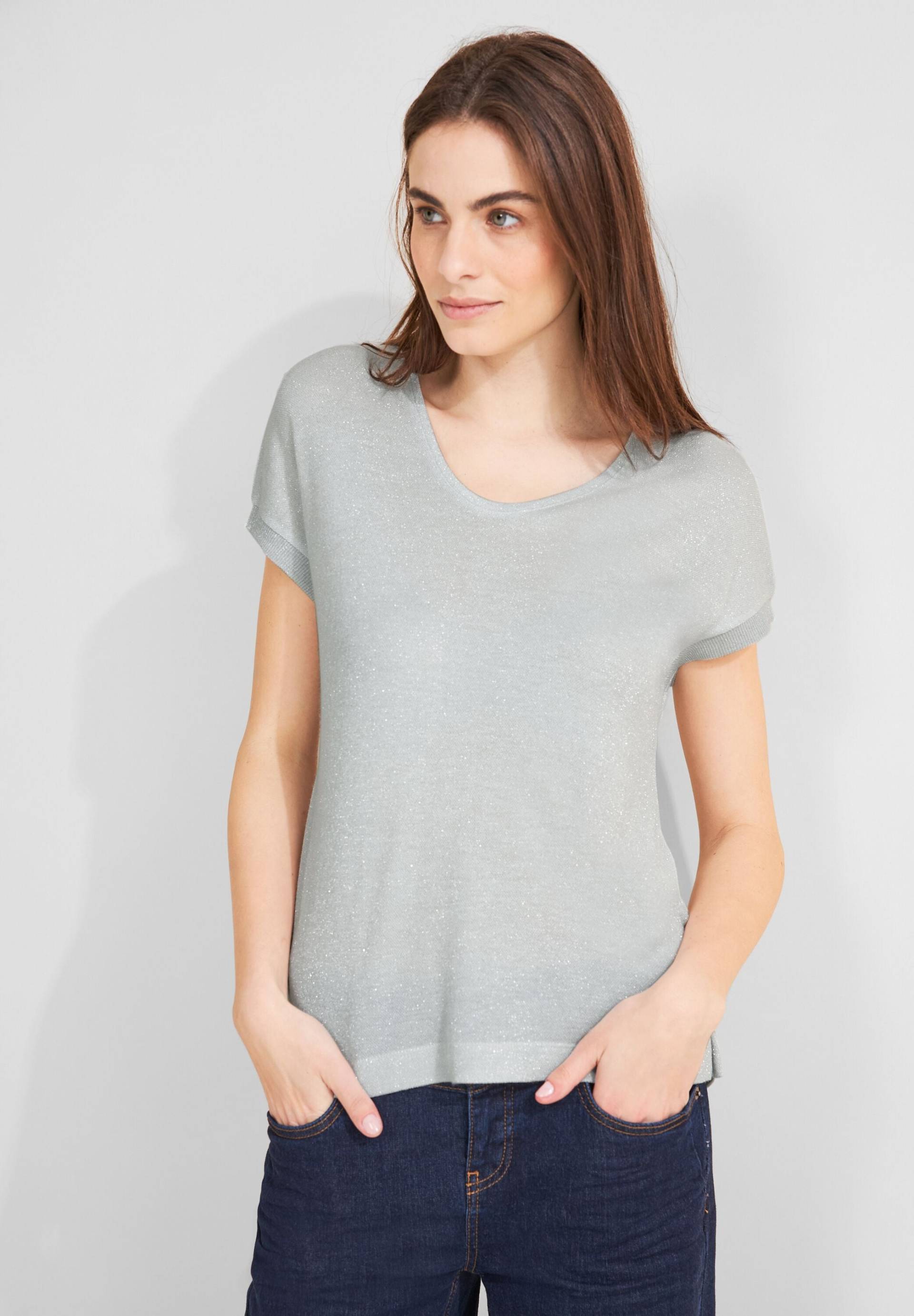 STREET ONE Stricktop »LTD QR V-Neck shiny Shirt«, mit tiefem Rundhalsausschnitt STREET ONE Stricktop »LTD QR V-Neck shiny Shirt«, mit tiefem Rundhalsausschnitt von Street One
