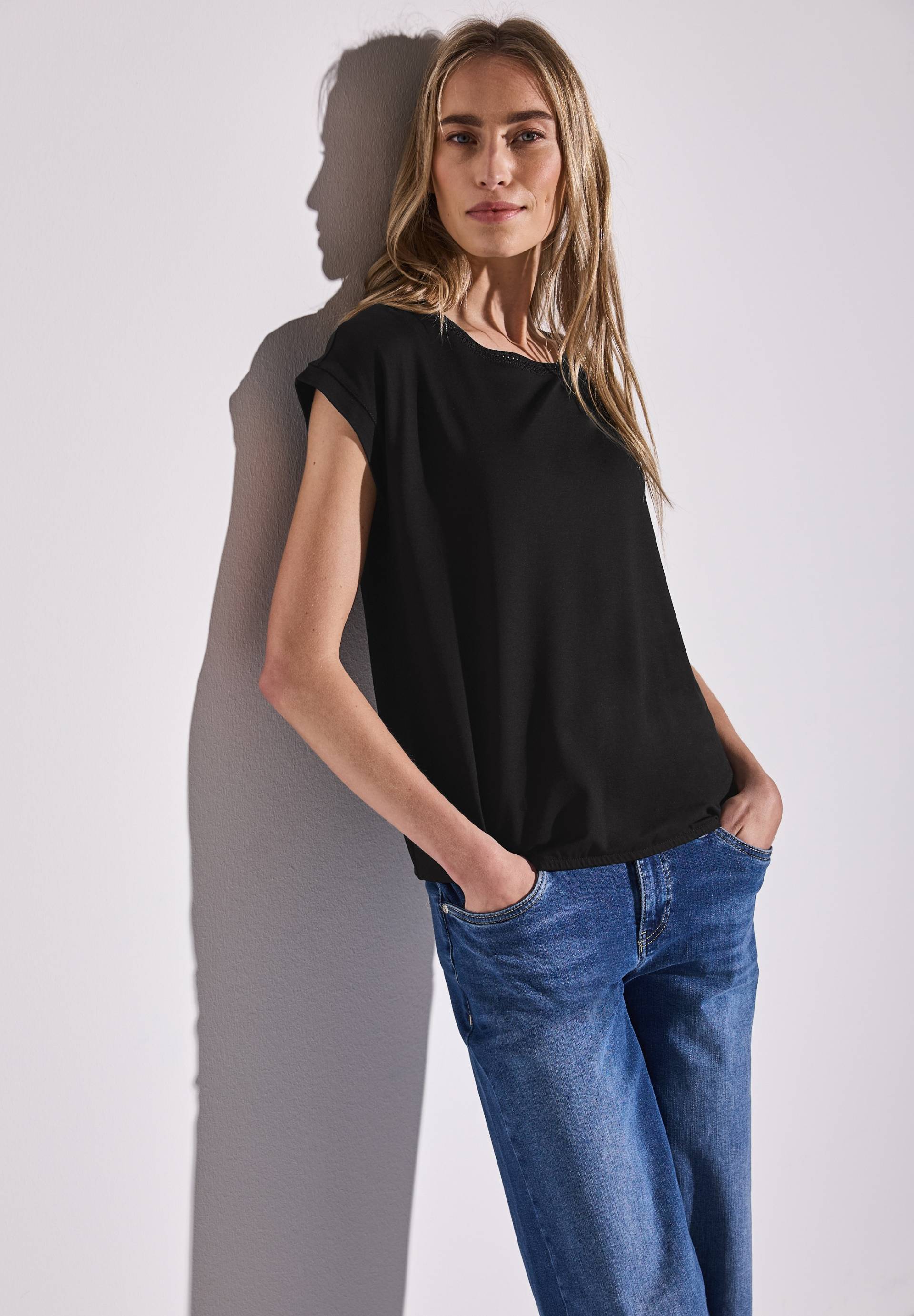 STREET ONE T-Shirt, mit Dekortape und elastischem Saum STREET ONE T-Shirt, mit Dekortape und elastischem Saum von Street One
