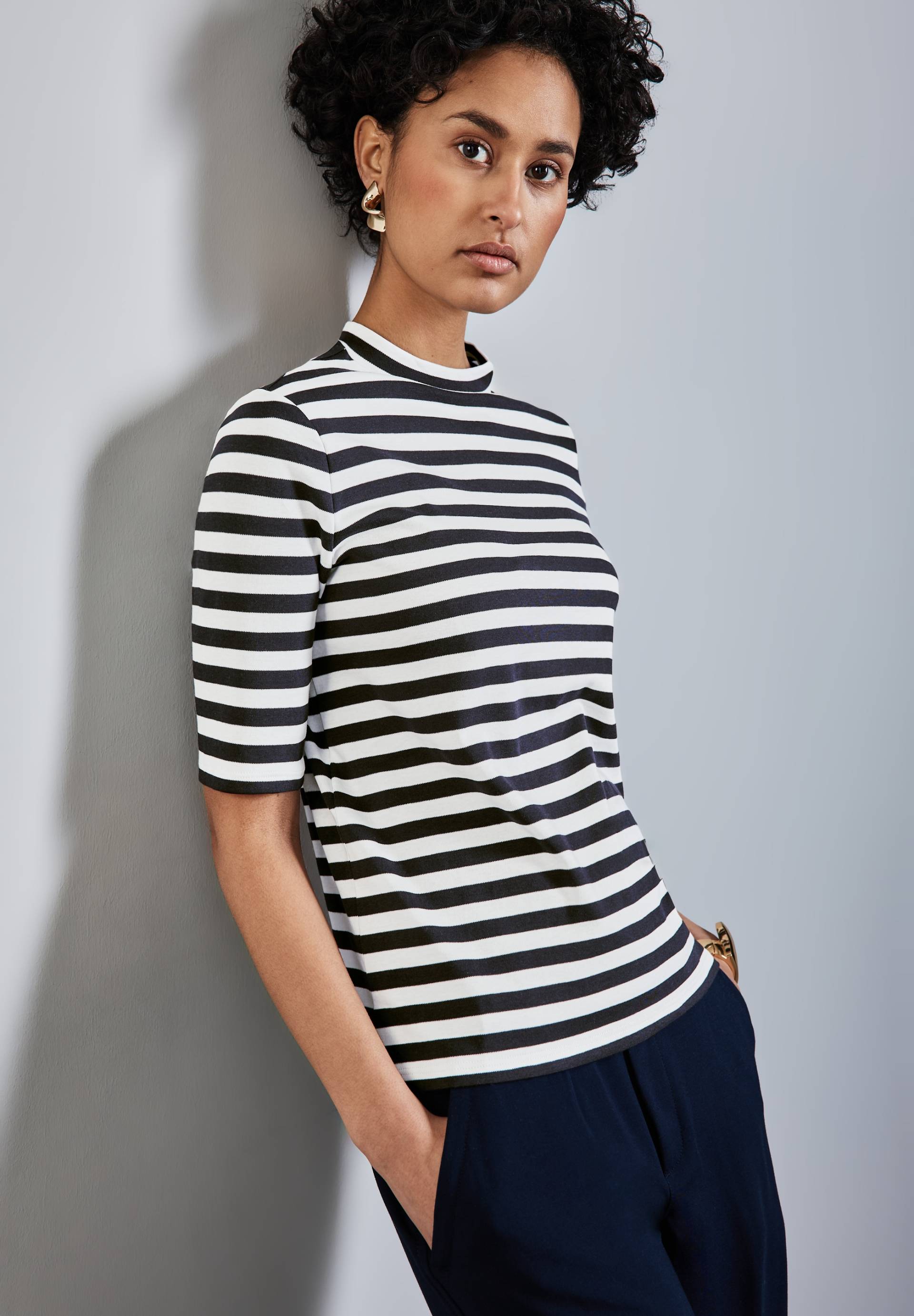 STREET ONE T-Shirt, mit Streifenmuster STREET ONE T-Shirt, mit Streifenmuster von Street One