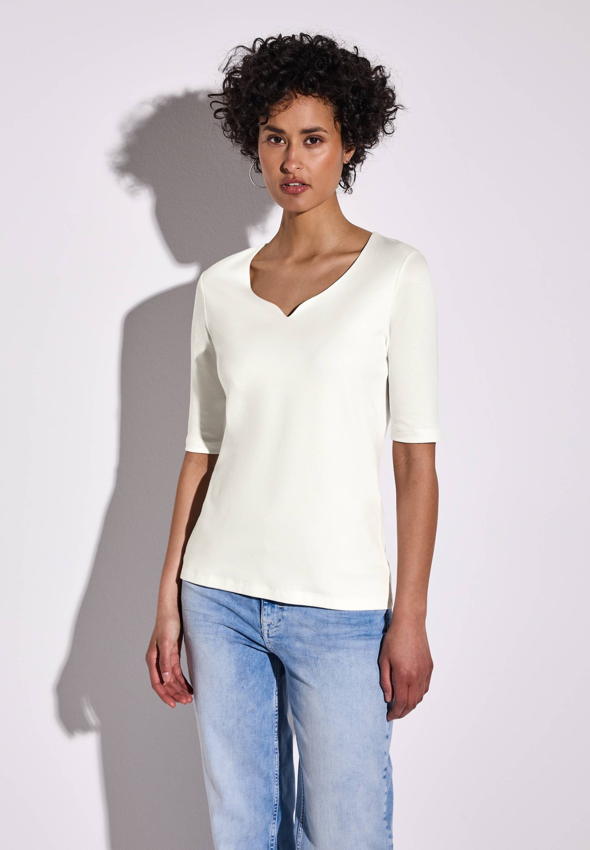STREET ONE T-Shirt »Ada«, mit Herzausschnitt STREET ONE T-Shirt »Ada«, mit Herzausschnitt von Street One