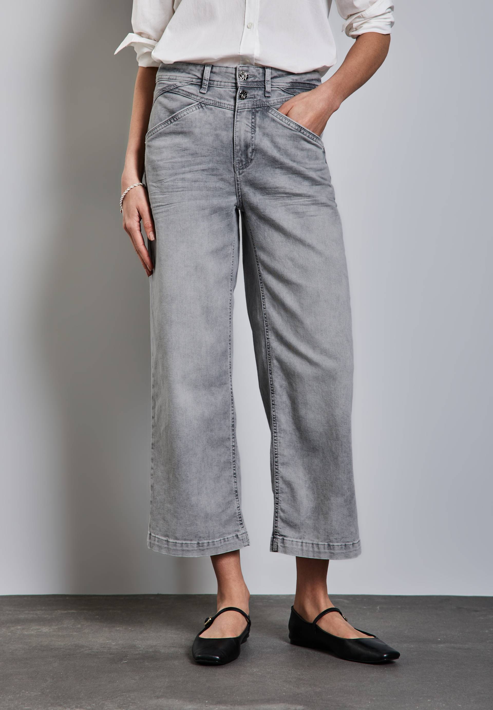 STREET ONE Weite Jeans, im Four-Pocket Style STREET ONE Weite Jeans, im Four-Pocket Style von Street One