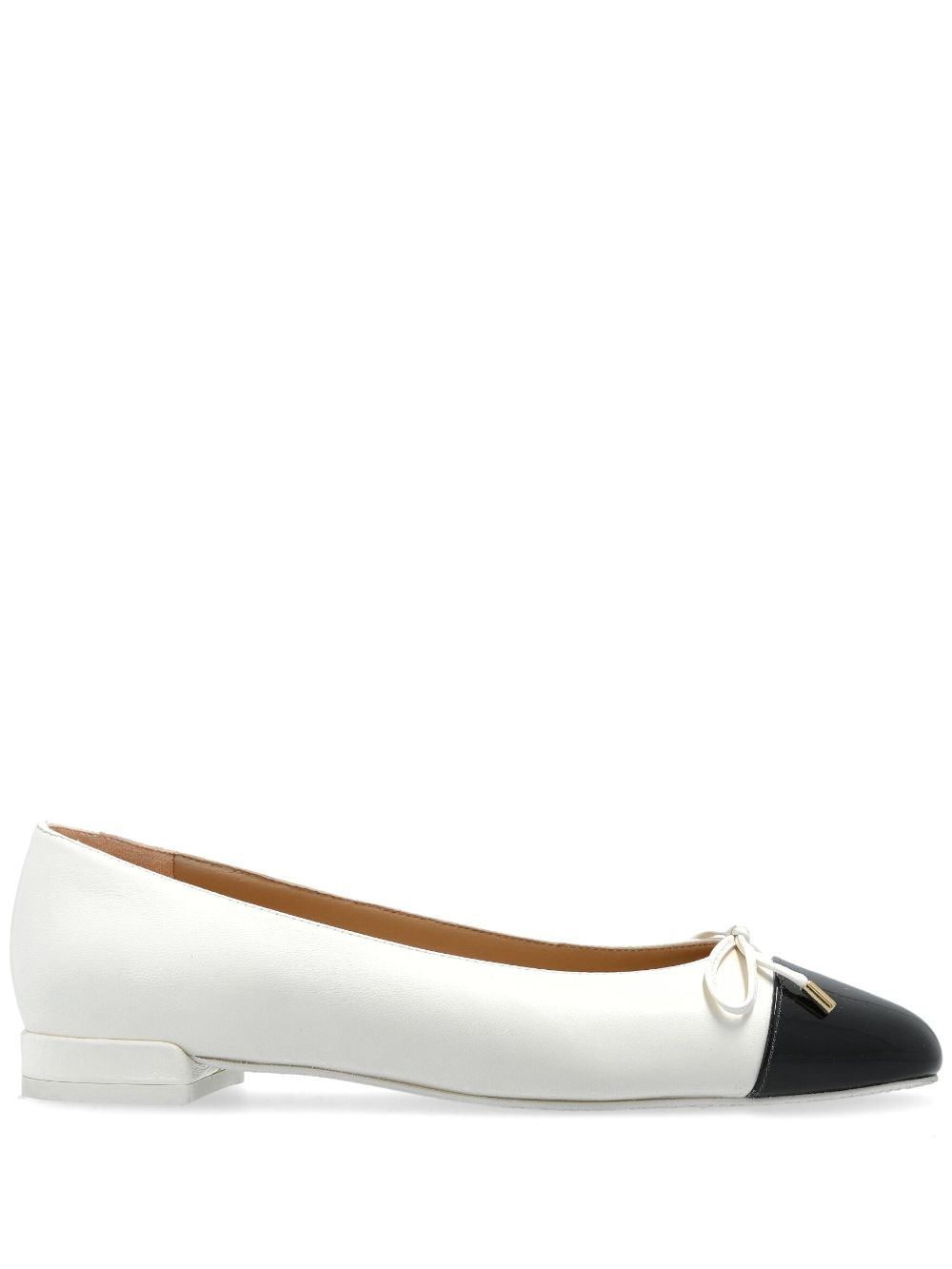 Stuart Weitzman Sleek Bow ballet flats - White von Stuart Weitzman