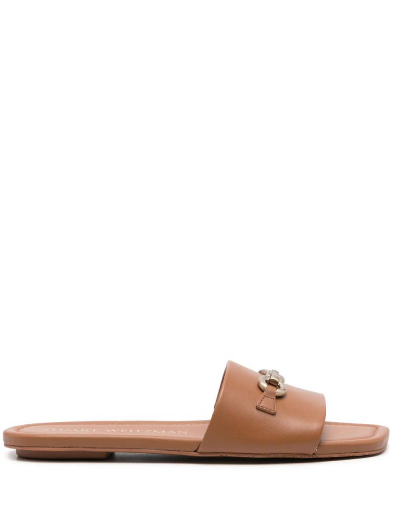 Stuart Weitzman logo-horsebit leather slides - Neutrals von Stuart Weitzman