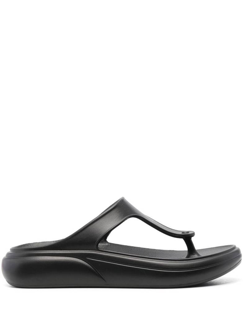 Stuart Weitzman open toe flip flops - Black von Stuart Weitzman