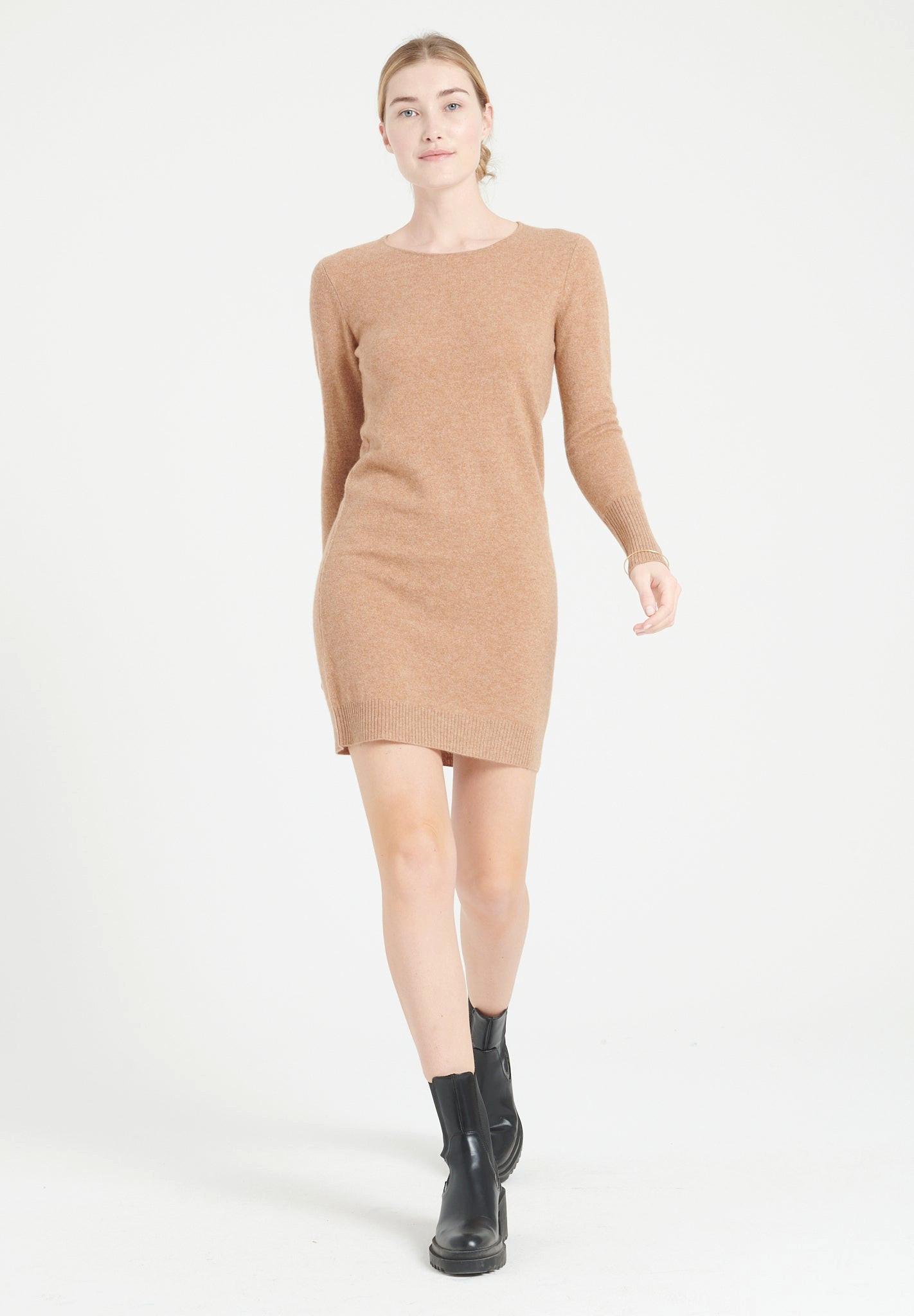 Studio Cashmere8 - LILLY 12 Kleid mit rundem Halsausschnitt 100% Kaschmir, für Damen, Camel, Größe M von Studio Cashmere8