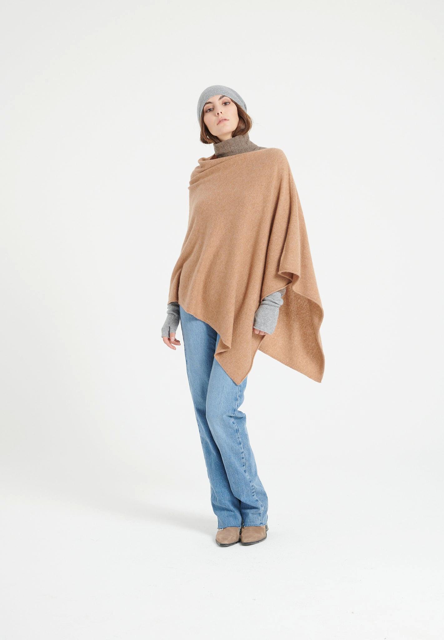 Studio Cashmere8 - LILLY 9 Poncho mit V-Ausschnitt 100% Kaschmir, für Damen, Camel, Größe S von Studio Cashmere8