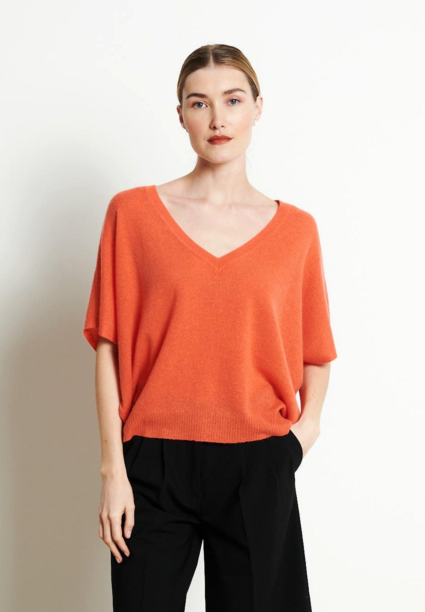 Ria 25 T-shirt Mit V-ausschnitt Und Fledermausärmeln - 100% Kaschmir Damen Orange L/XL von Studio Cashmere8