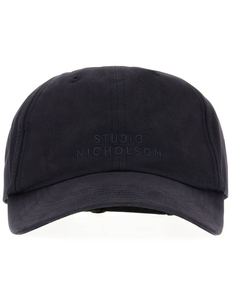 Studio Nicholson logo-embroidered baseball cap - Blue von Studio Nicholson