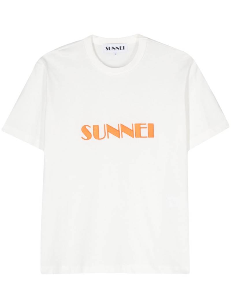 Sunnei embroidered-logo organic-cotton T-shirt - White von Sunnei