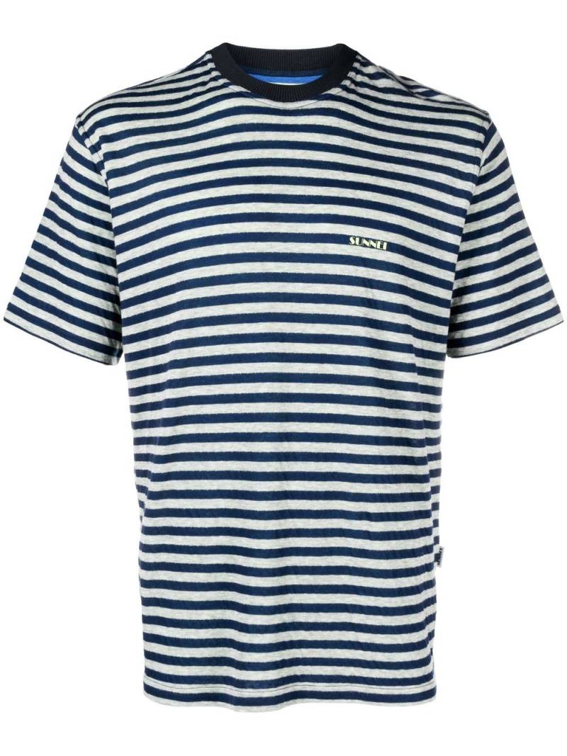 Sunnei logo-print striped T-shirt - Grey von Sunnei