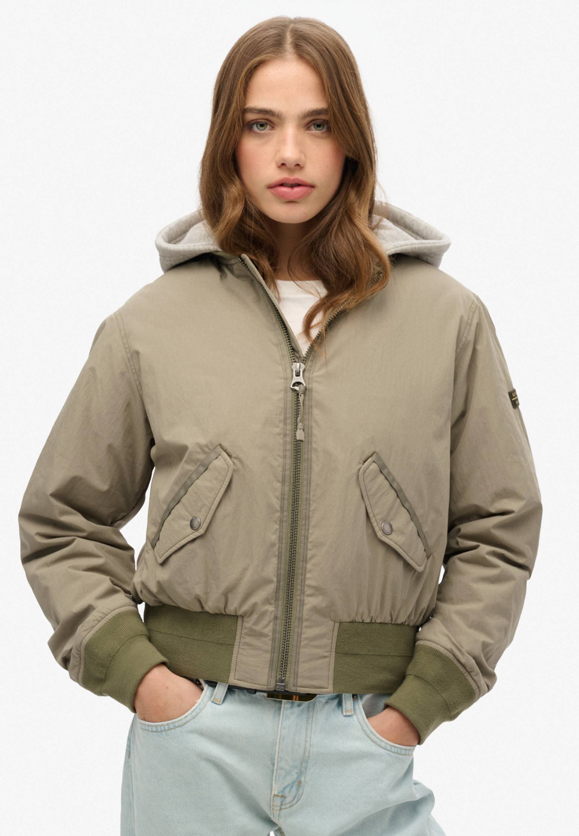 Superdry Bomberjacke »HOODED MA1 BOMBER JACKET«, mit Kapuze Superdry Bomberjacke »HOODED MA1 BOMBER JACKET«, mit Kapuze von Superdry