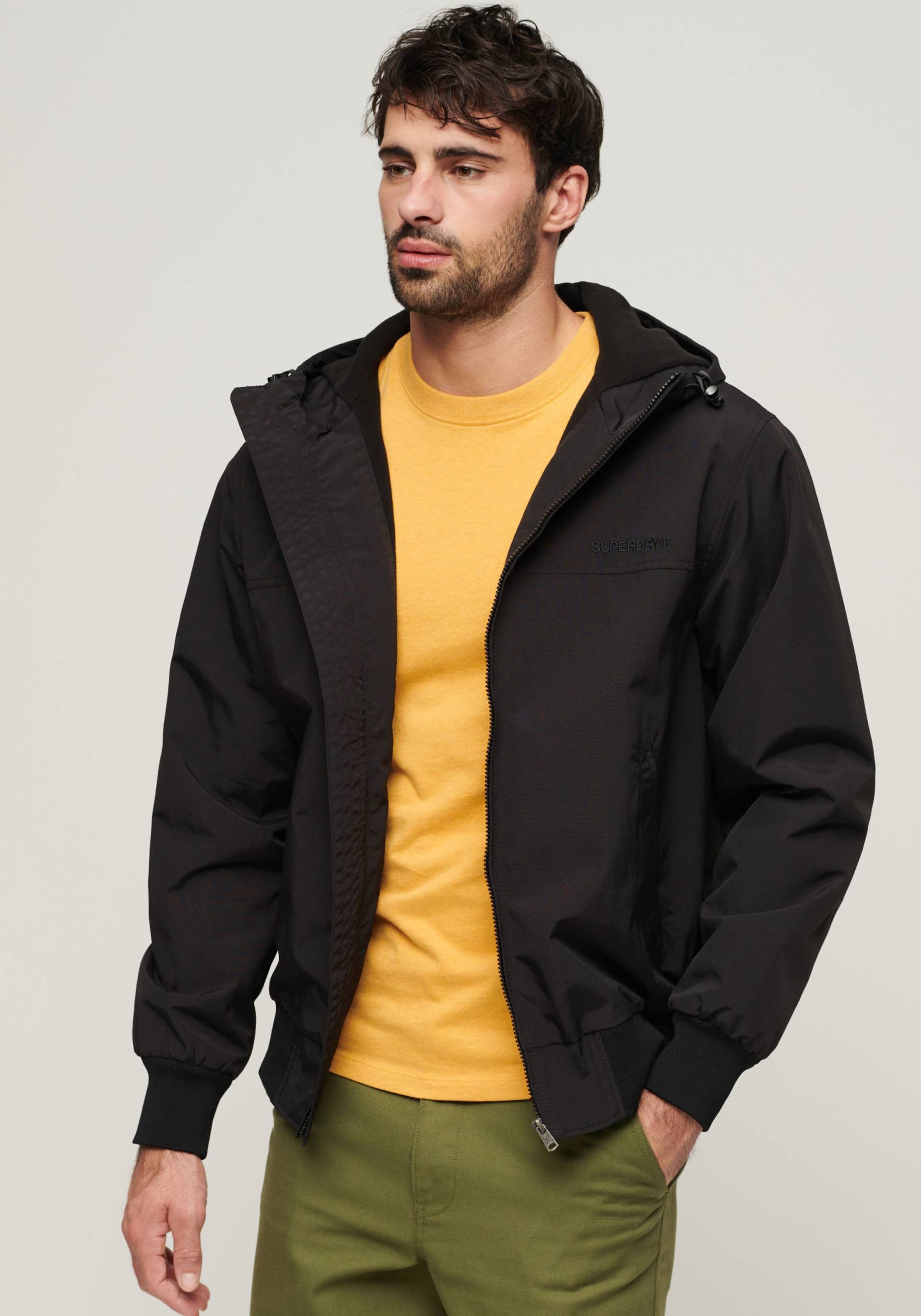 Superdry Bomberjacke »SURPLUS NYLON HOODED BOMBER«, mit Kapuze Superdry Bomberjacke »SURPLUS NYLON HOODED BOMBER«, mit Kapuze von Superdry