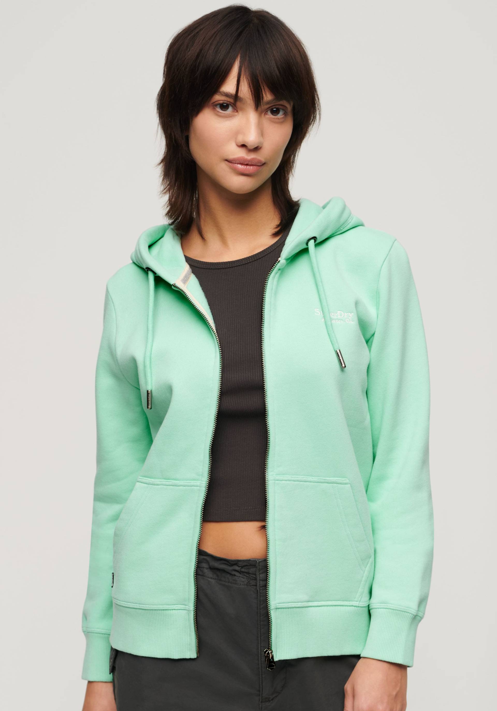 Superdry Kapuzensweatjacke »ESSENTIAL LOGO ZIP HOODIE«, mit Logostickerei von Superdry