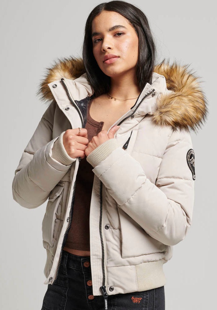 Superdry Steppjacke »EVEREST HOODED PUFFER BOMBER«, mit Kapuze von Superdry