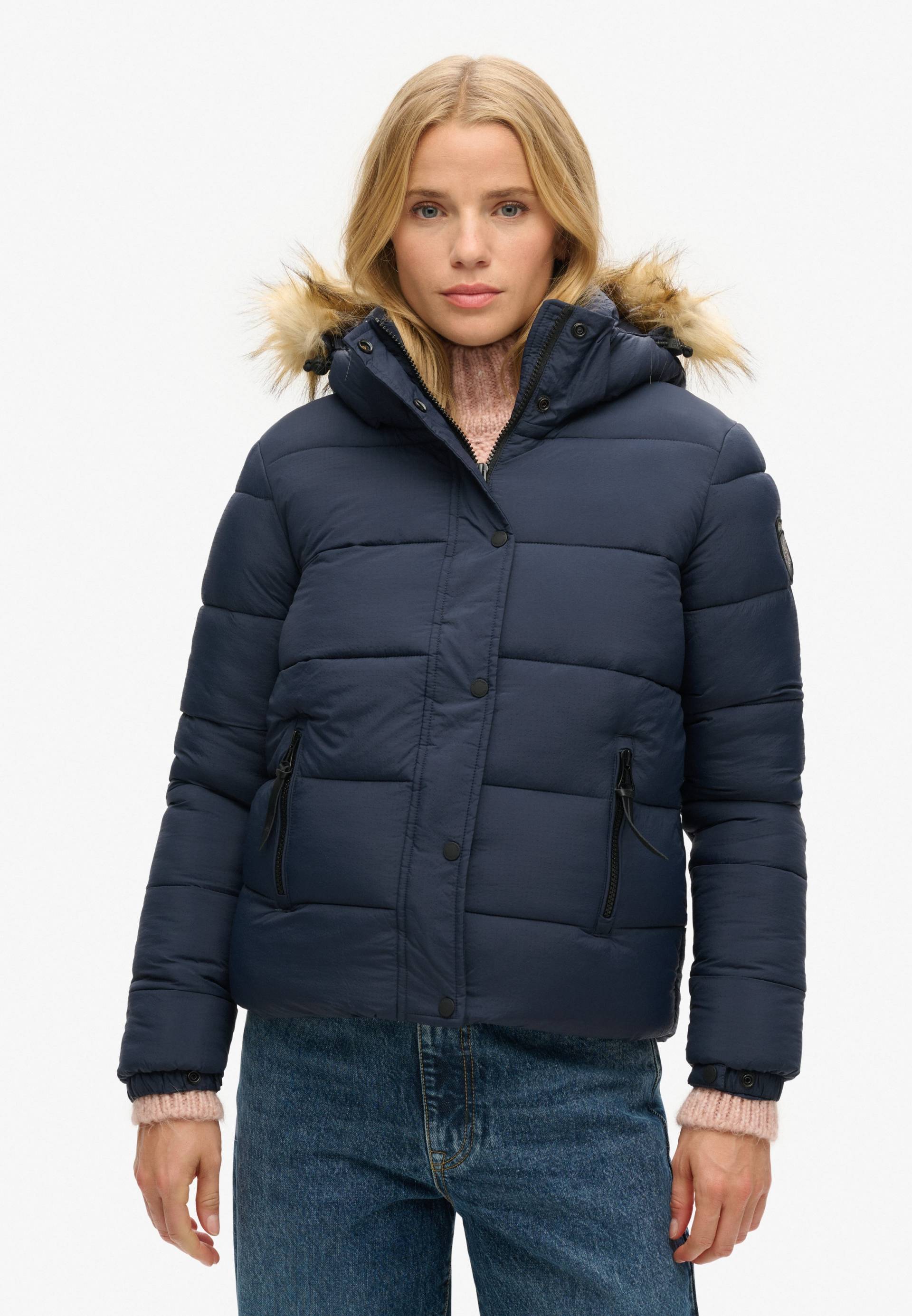 Superdry Steppjacke »FAUX FUR SHORT HOOD PUFFER«, mit Kapuze Superdry Steppjacke »FAUX FUR SHORT HOOD PUFFER«, mit Kapuze von Superdry