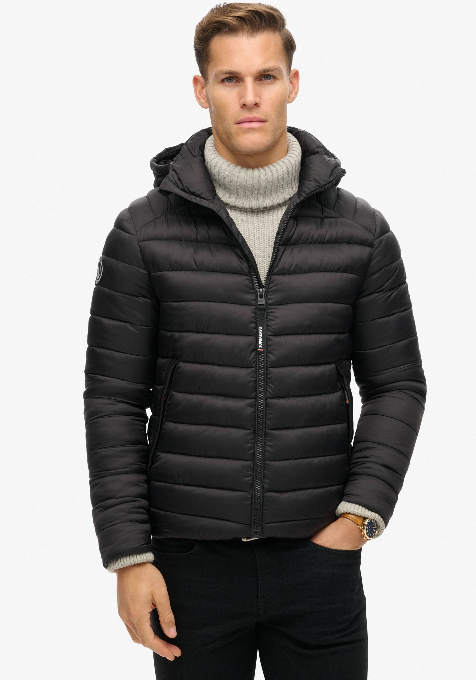 Superdry Steppjacke »HOODED FUJI SPORT PADDED JKT«, mit Kapuze Superdry Steppjacke »HOODED FUJI SPORT PADDED JKT«, mit Kapuze von Superdry