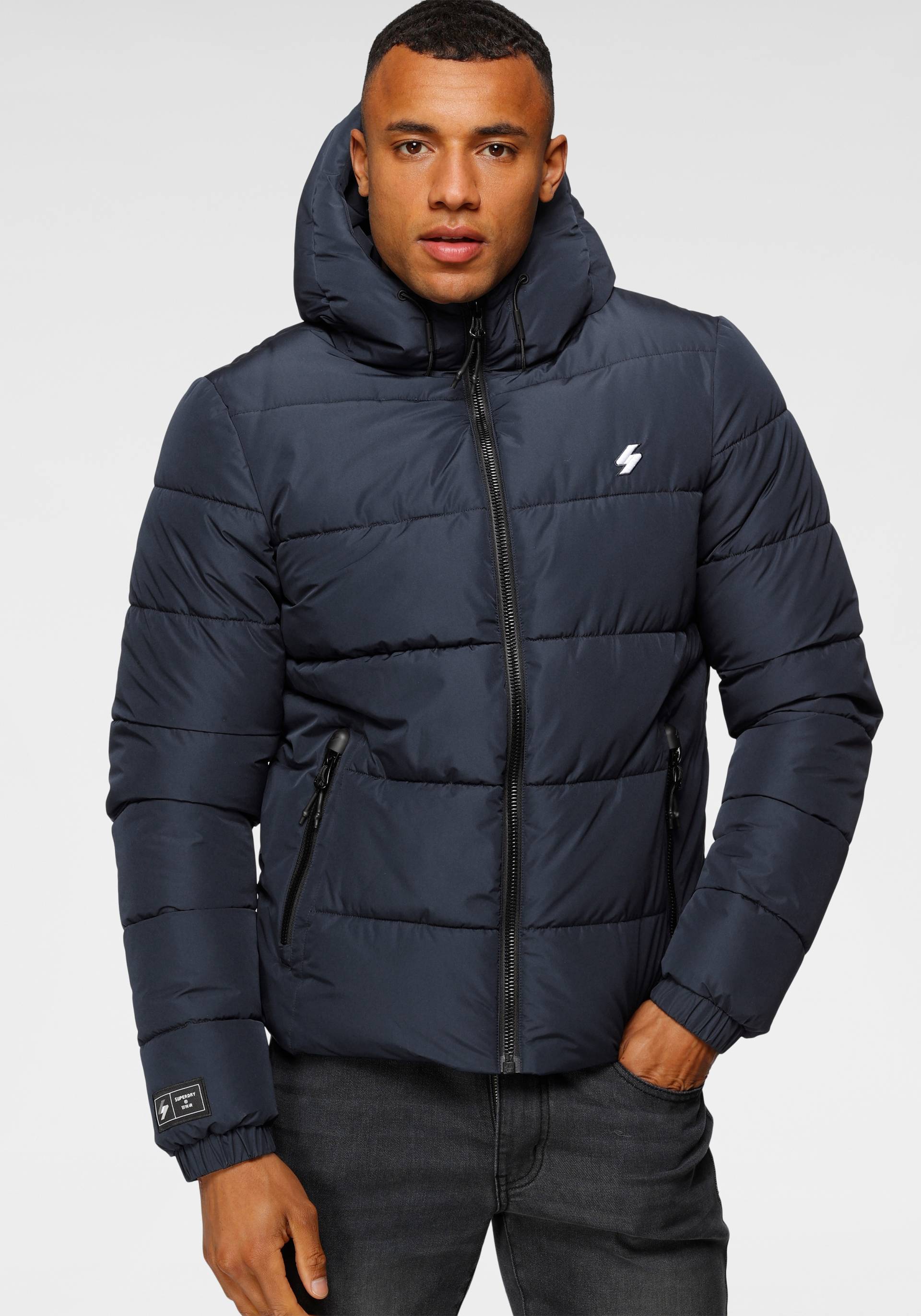 Superdry Steppjacke »HOODED SPORTS PUFFR JACKET«, mit Kapuze, mit kontrastfarbener Stickerei von Superdry