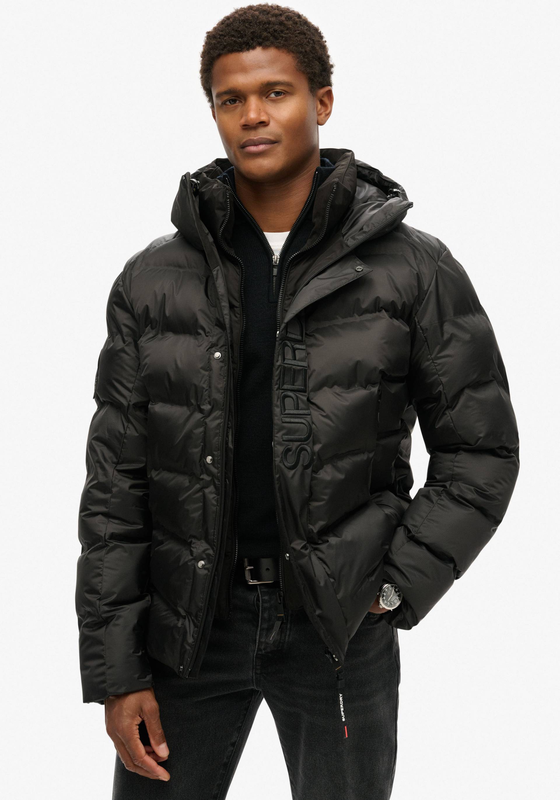 Superdry Steppjacke »Hooded City Graphic Puffer Jkt« Superdry Steppjacke »Hooded City Graphic Puffer Jkt« von Superdry